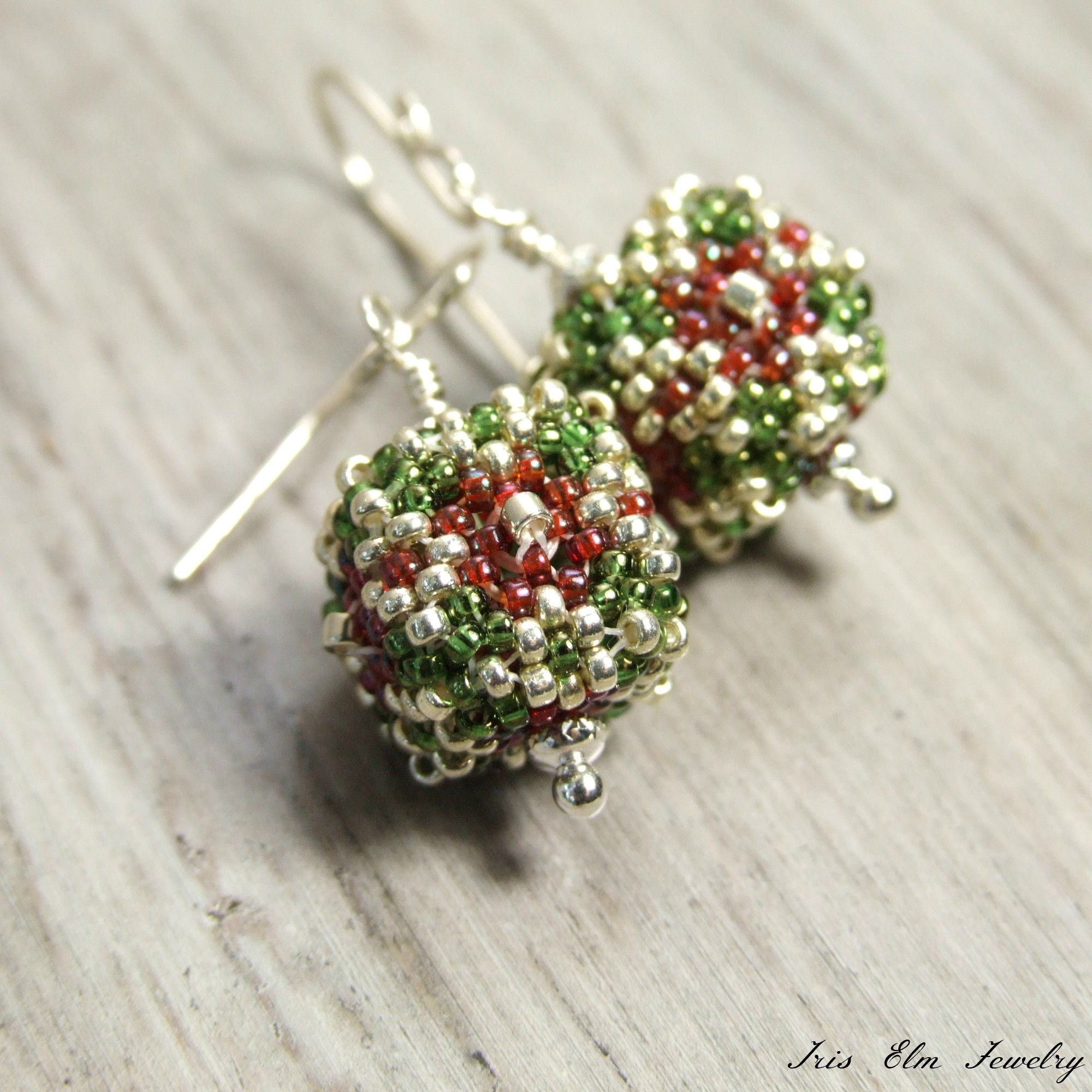 Red &amp; Green Holiday Present Beaded Cube Drop Earrings