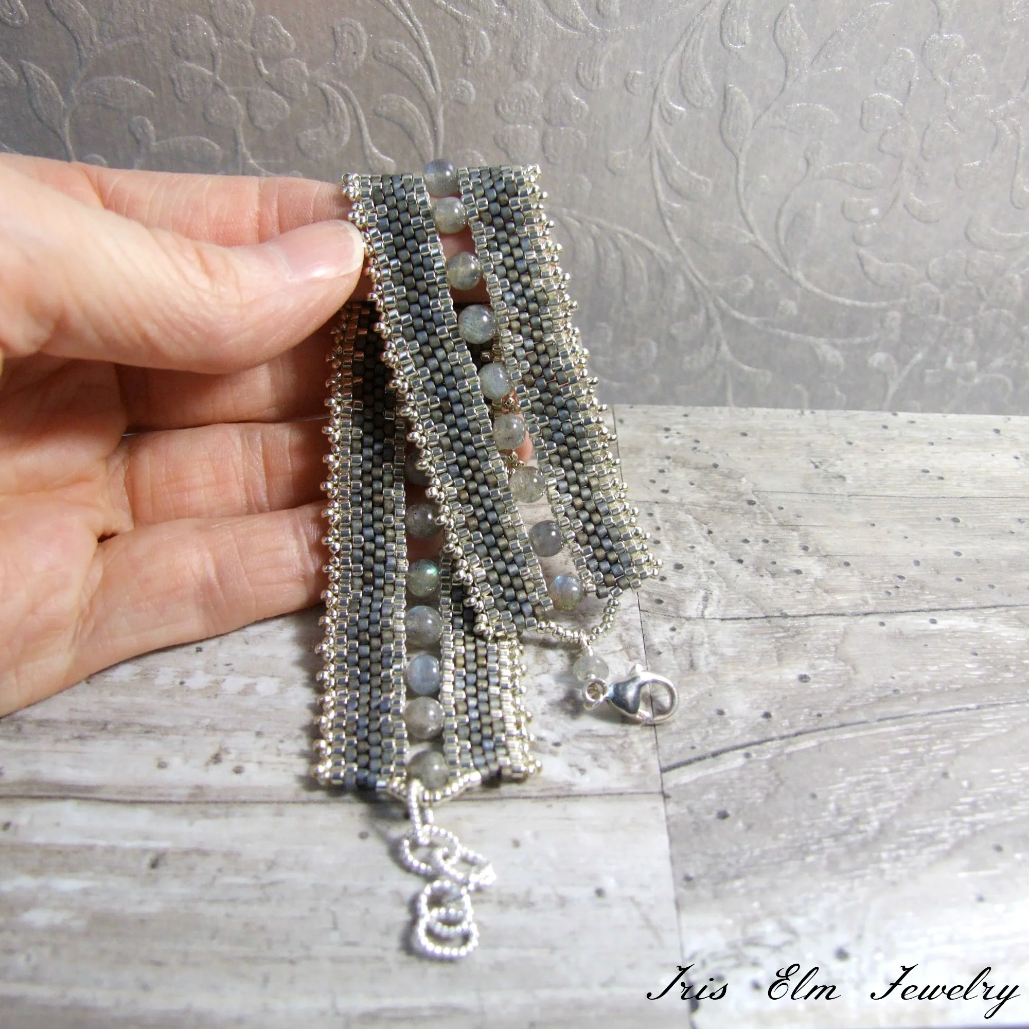 Boho Beaded Grey Labradorite Bracelet - Iris Elm Jewelry