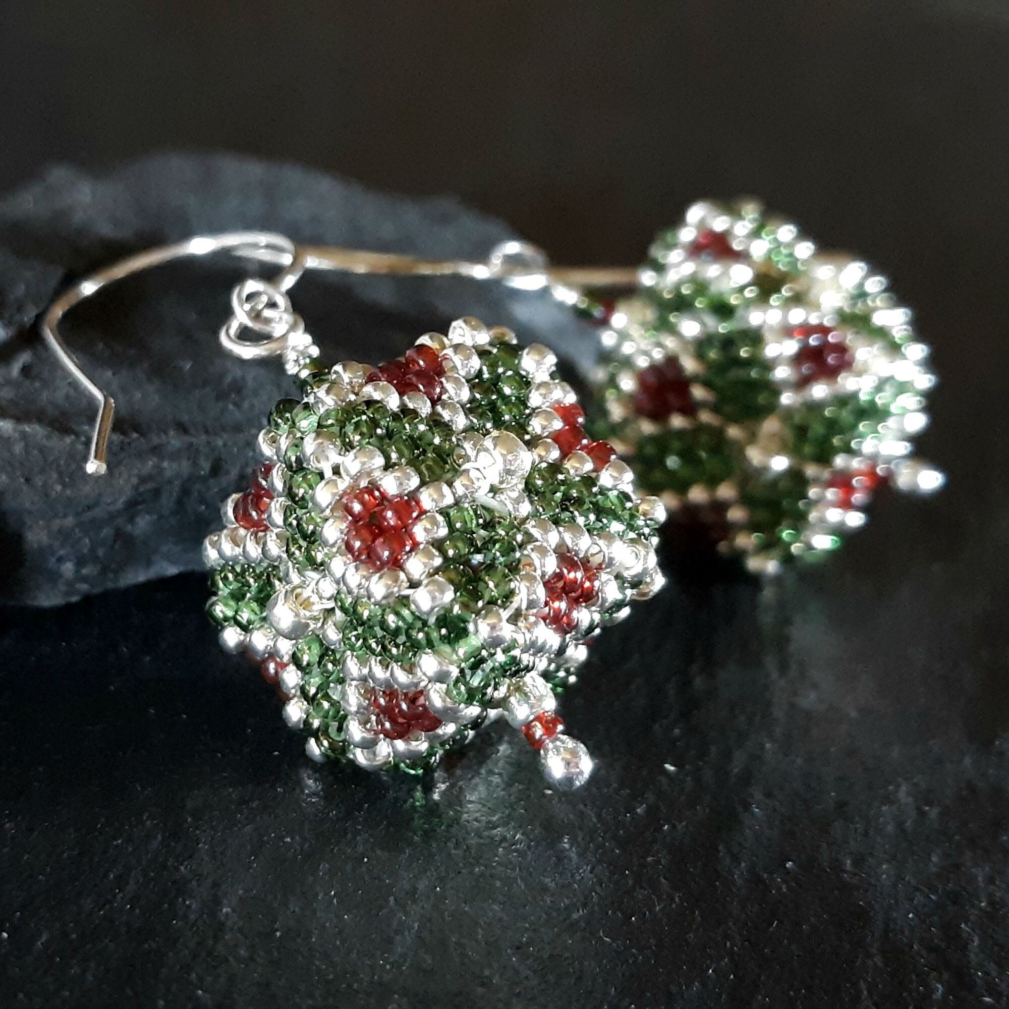 Red &amp; Green Holiday Present Beaded Cube Drop Earrings