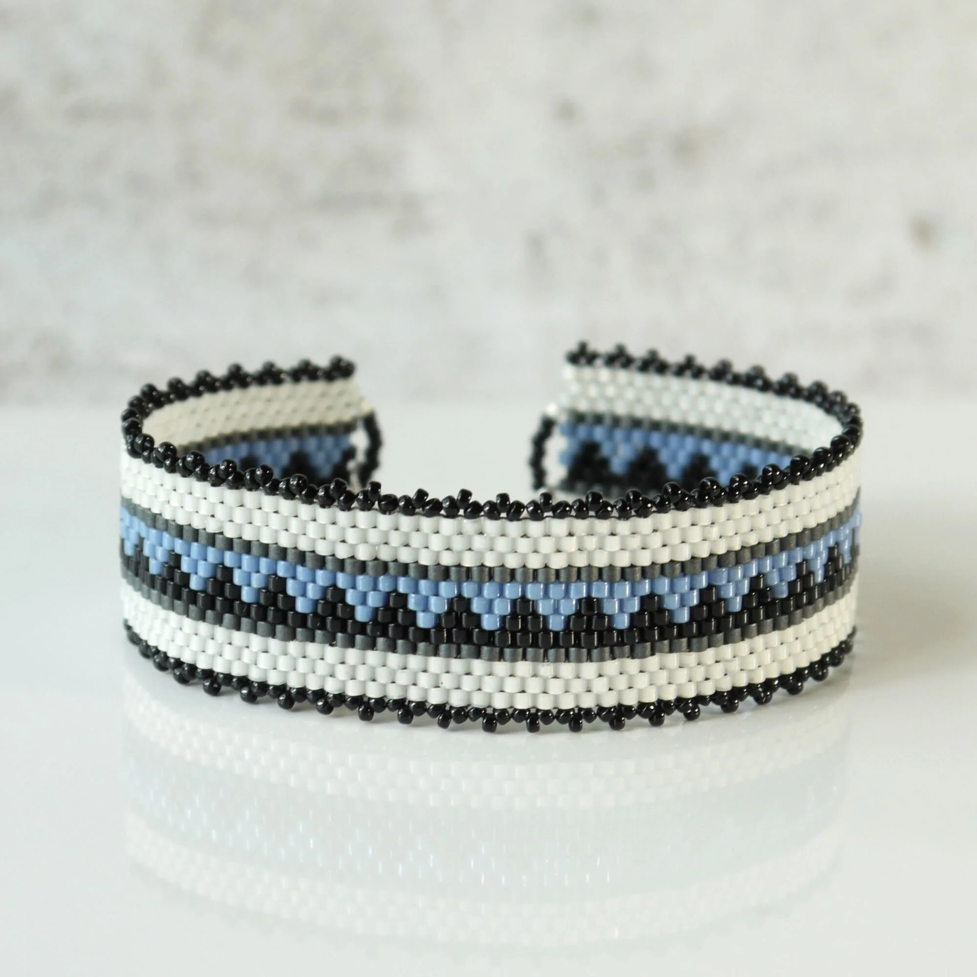 bohemian modern beaded bracelet blue and white jewelry