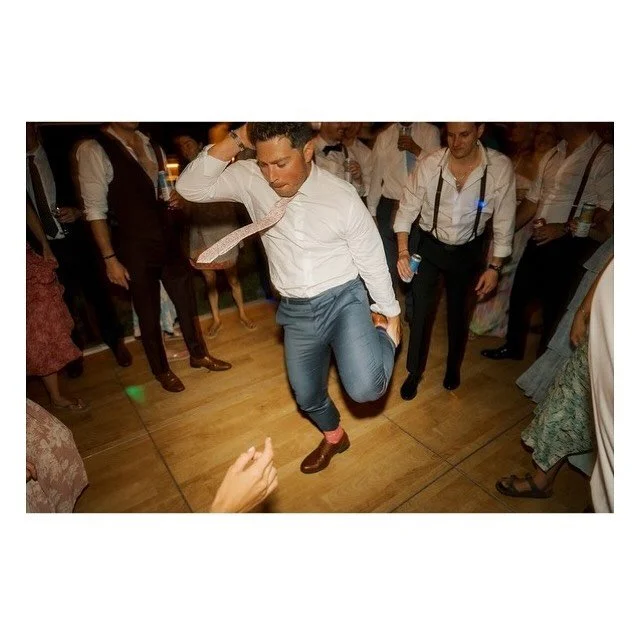 Who took this? 
Summertime is apt for pink socks and dance floor moves. 🕺🏻