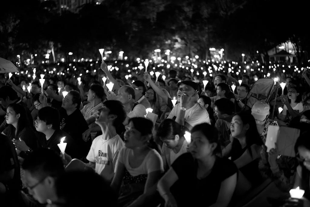 Candlelit vigils remembering the Tienanmen Square massacre in HK; Image: Flickr - @VeryBusyPeople