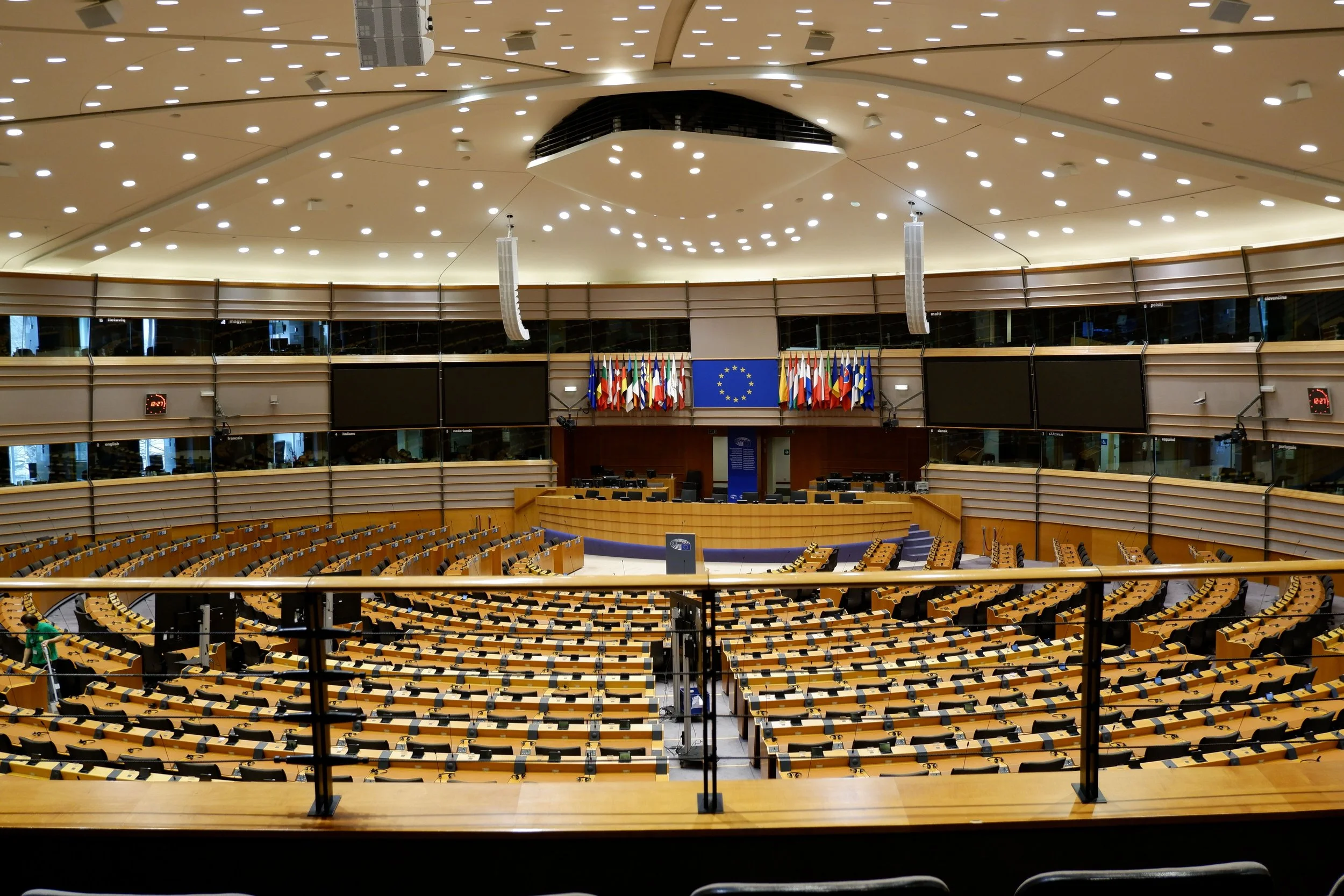 European Parliament calls for sanctions on Hong Kong officials over arbitrary detentions and crackdown on fundamental freedoms