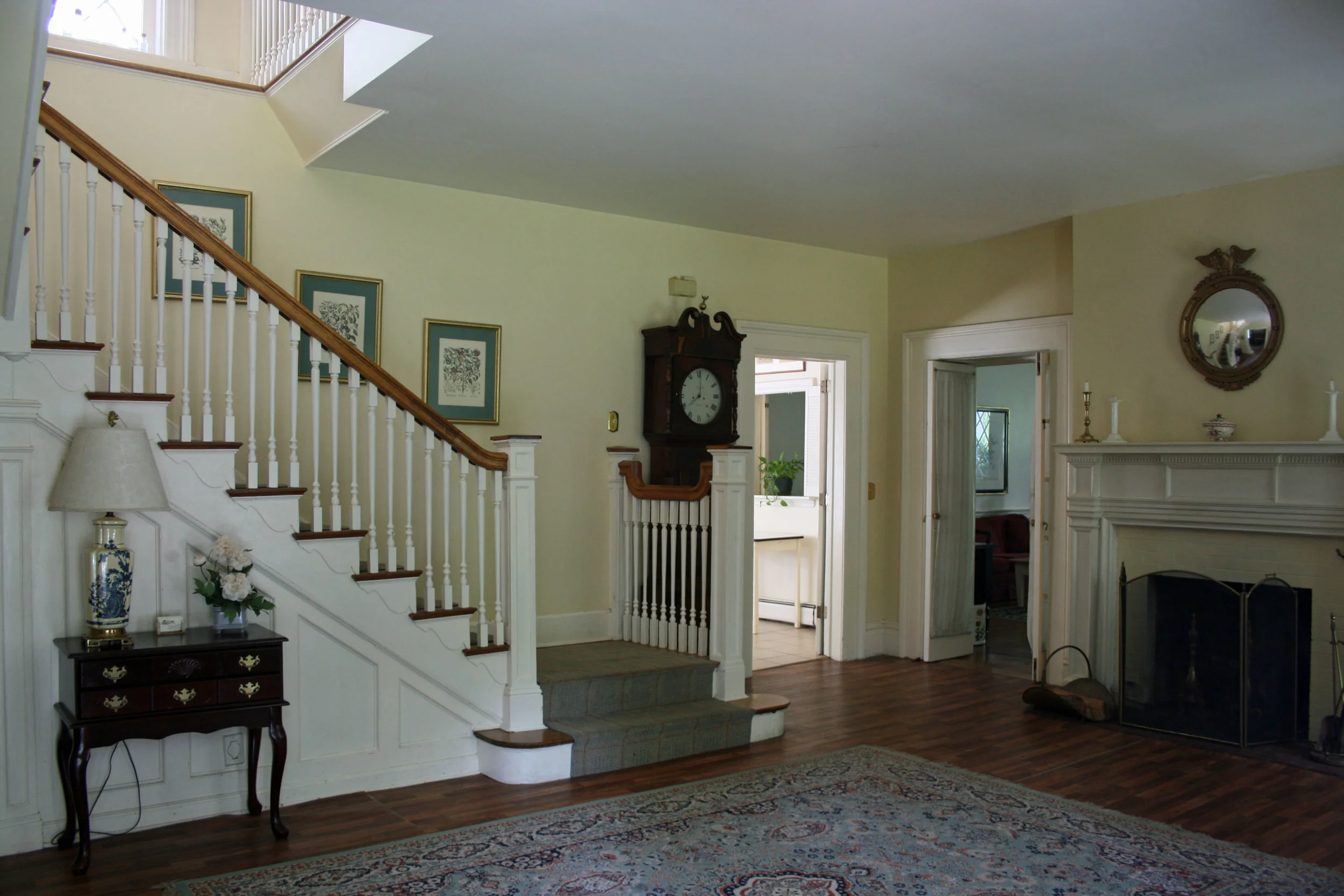 DHouseStairs-b.jpg