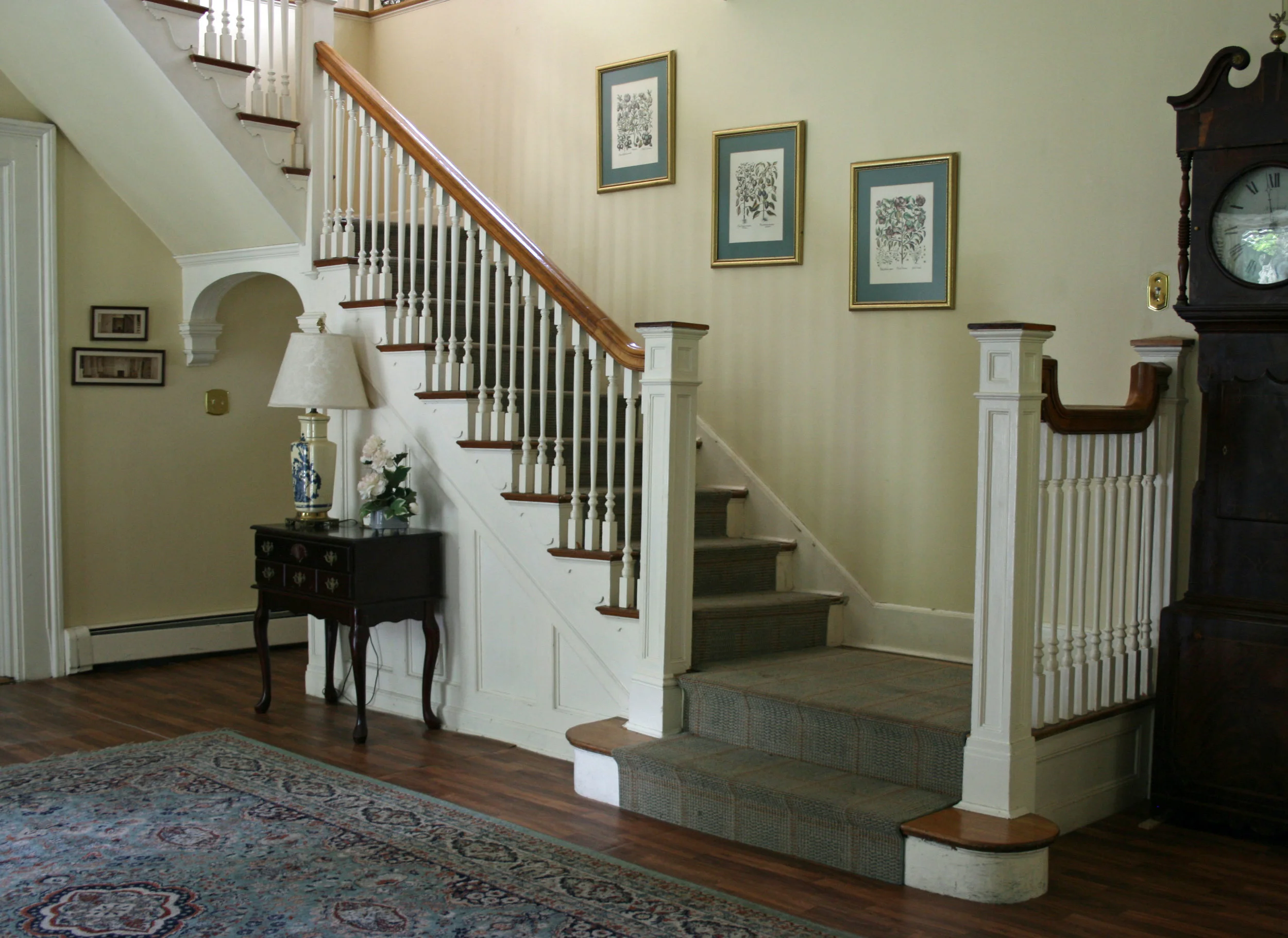 DHouseStairs-c.jpg