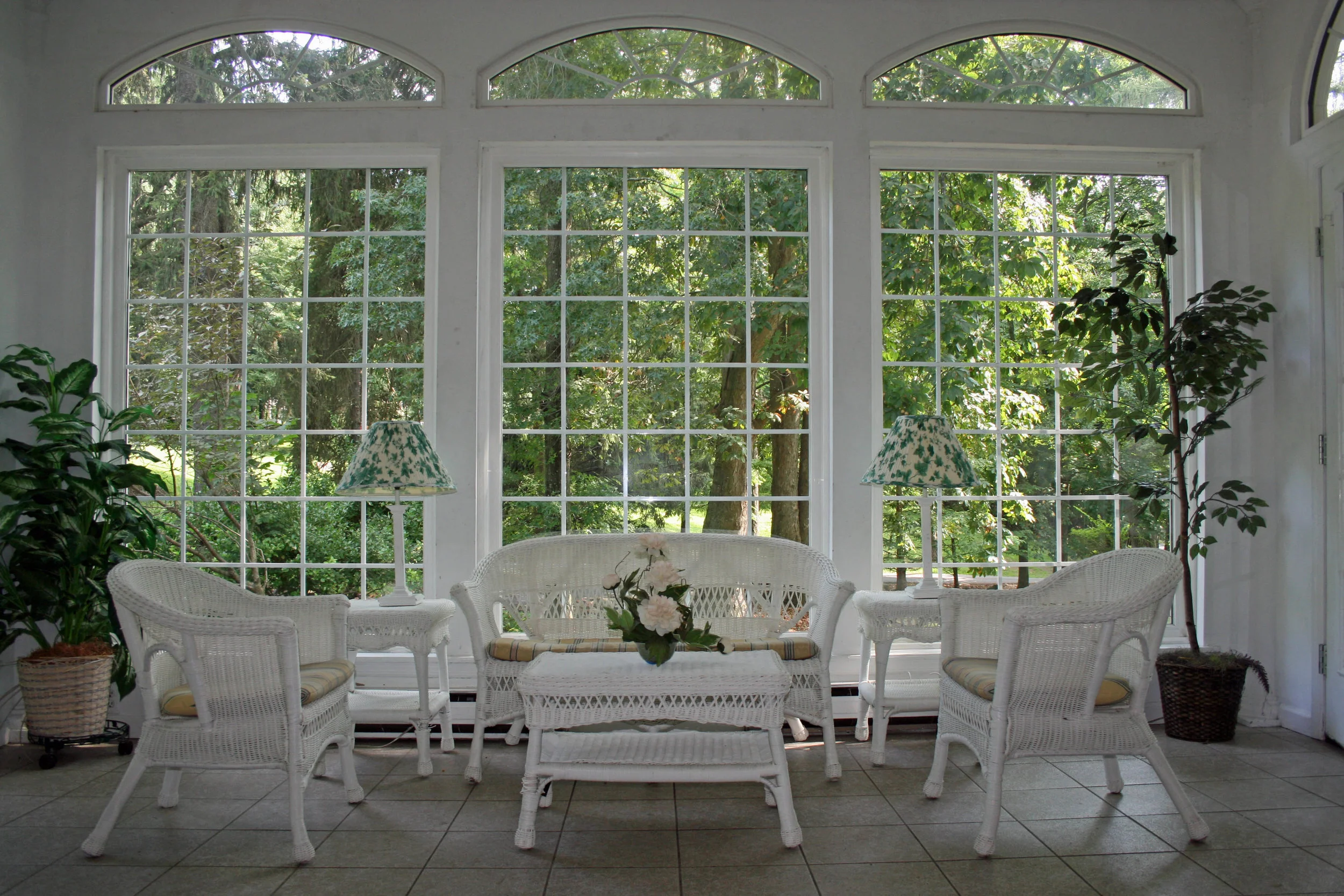 DouglasHouse-Sunporch-z.jpg