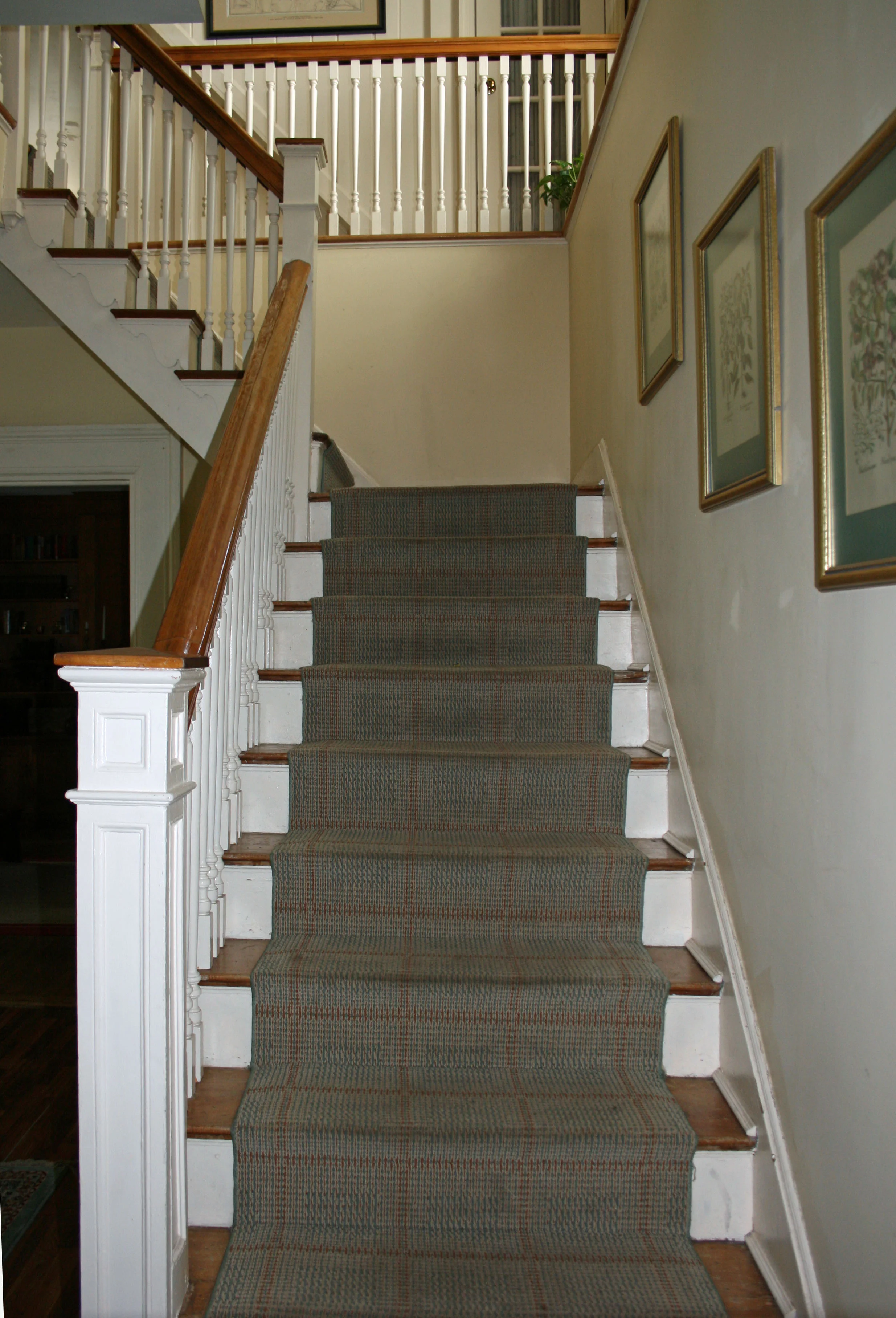 DHouseStairs-d.jpg
