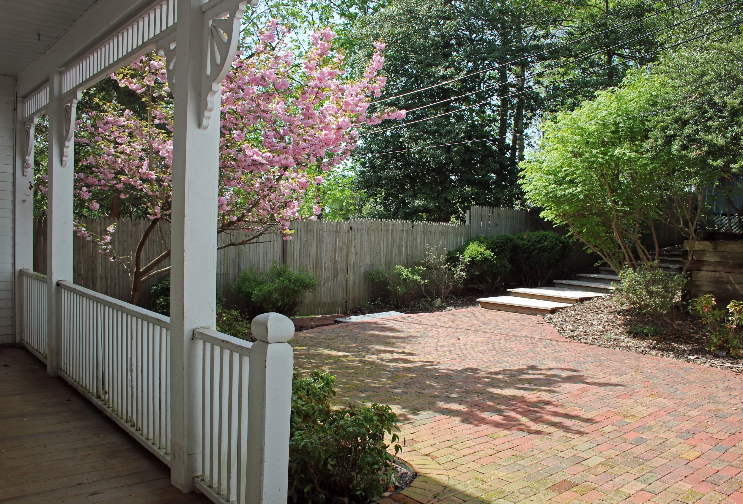 VictorianPorch-4:2017_1587.jpg
