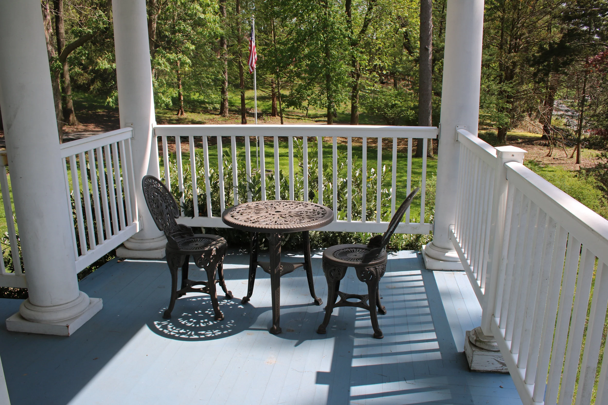 FrontPorchNook-4:2017_1579 .jpg