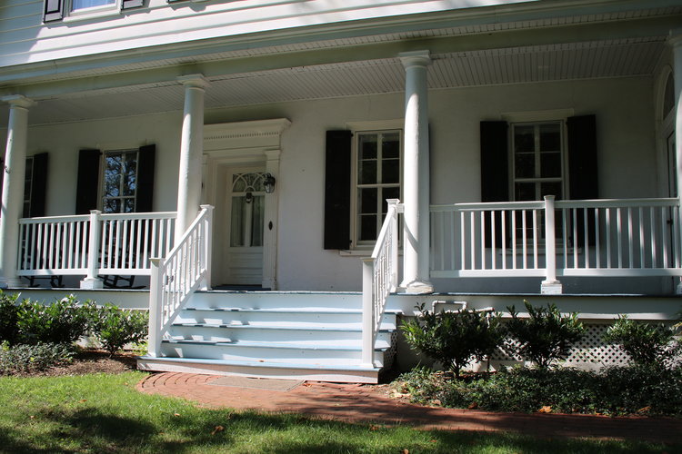 Front porch and entry