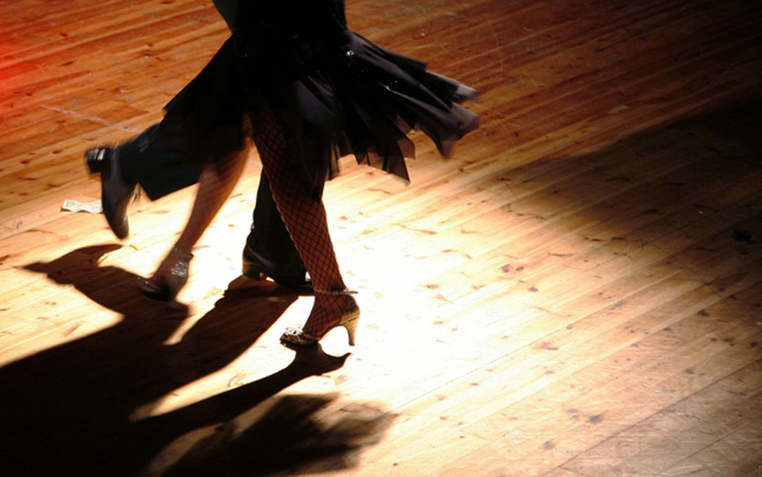 background-ballroom1.jpg