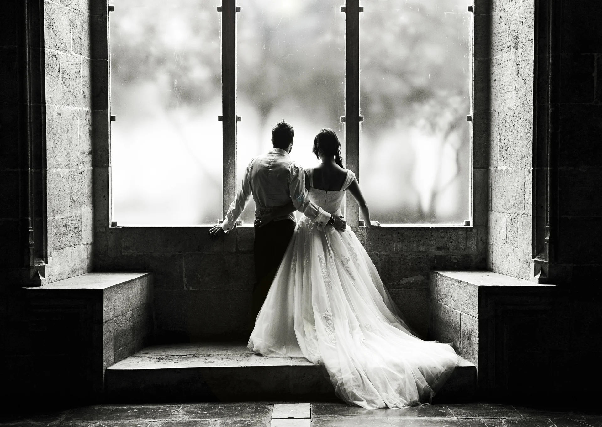 THE IMPORTANCE OF THE FIRST DANCE.