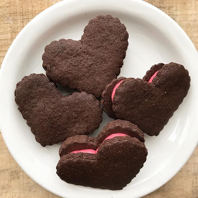 Can anyone else believe it&rsquo;s February tomorrow? Vegan heart shaped Oreos are back for all those chocolate lovers!
.
.
.
.
Just a note for ordering cakes/cupcakes: we are all booked up through President&rsquo;s Day/Valentine&rsquo;s Day weekend.