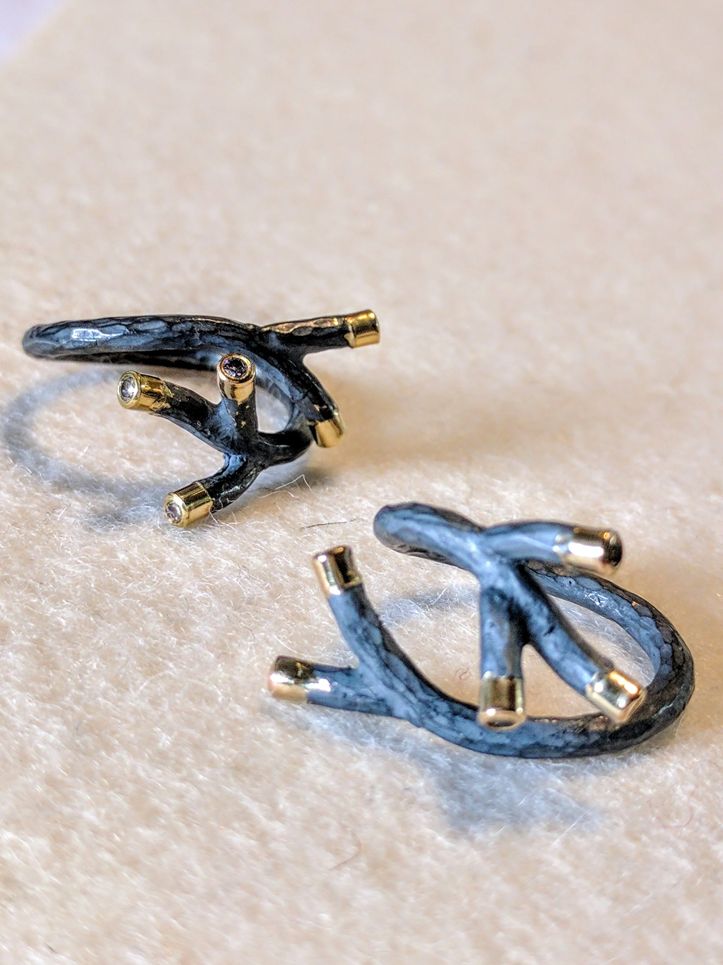 Twig ring with Diamond