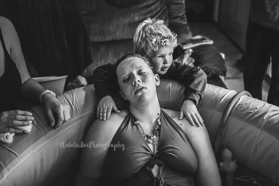 www.nataliebeephotography.com Big brother/Tiny Doula