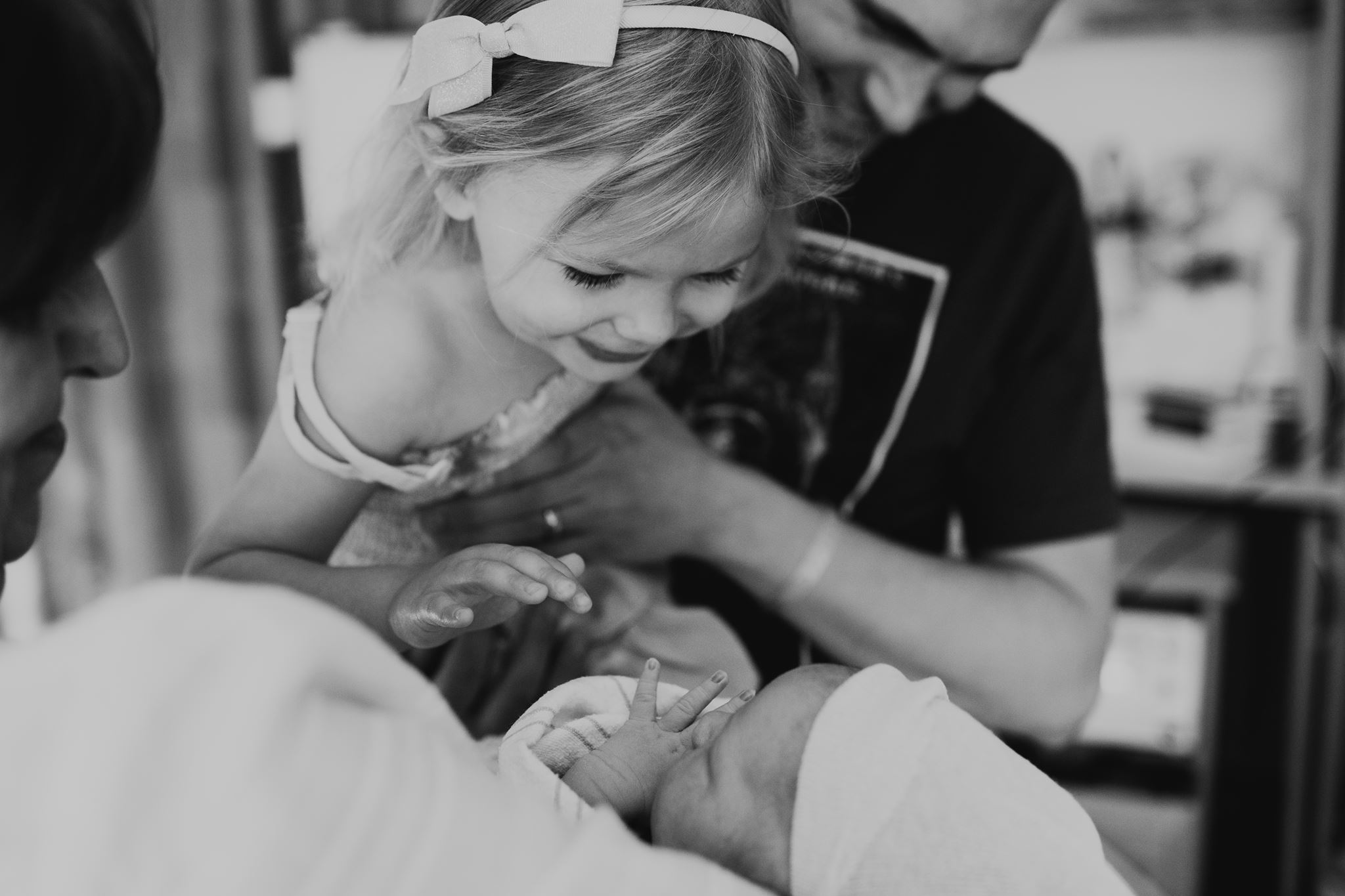 www.annaelaine.com Meeting for the first time
