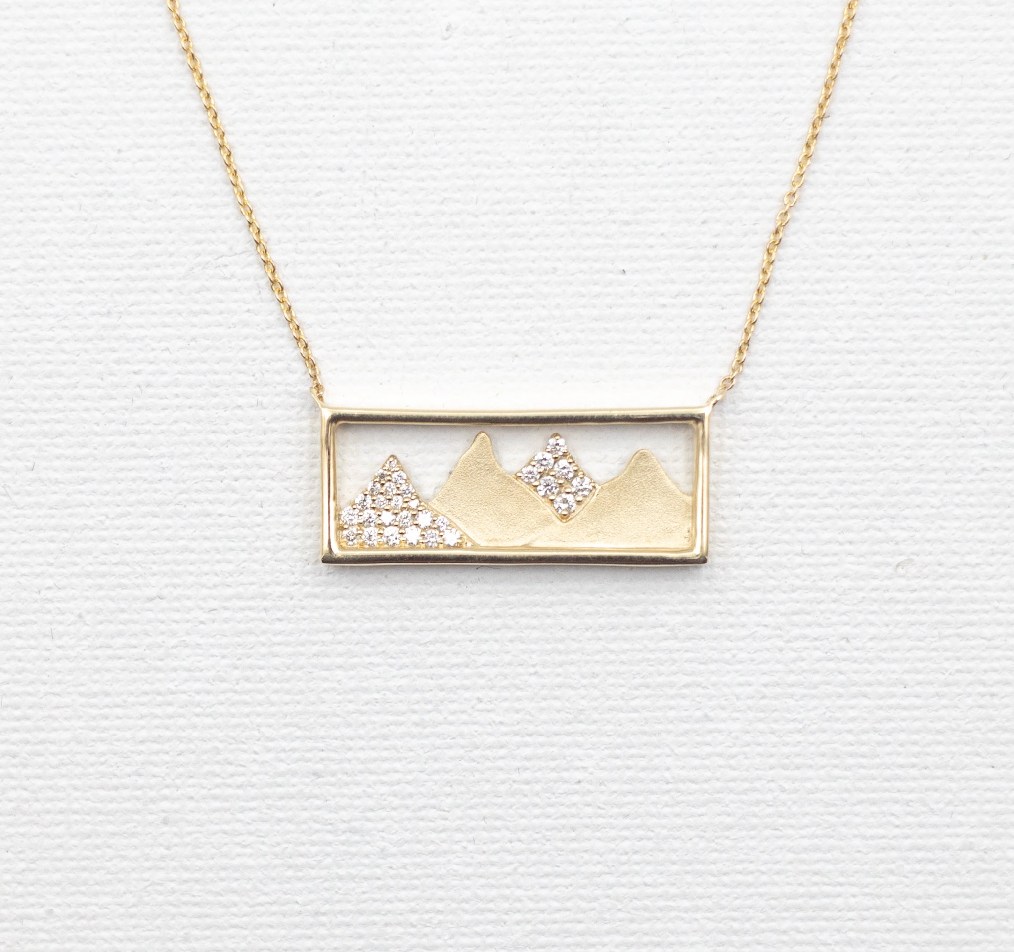 Mountain Range_w_Diamonds_.jpg