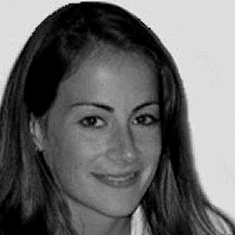Maura Parente | Product Design Maura is an innovative designer with an innate talent of creating designs that are elegant in their simplicity. Maura leads ALVA’s industrial design program and leverages her many years of design experience to develop clean, modern luminaires. Maura holds a BA from the University of Vermont and a Masters in Industrial Design from Pratt Institute.