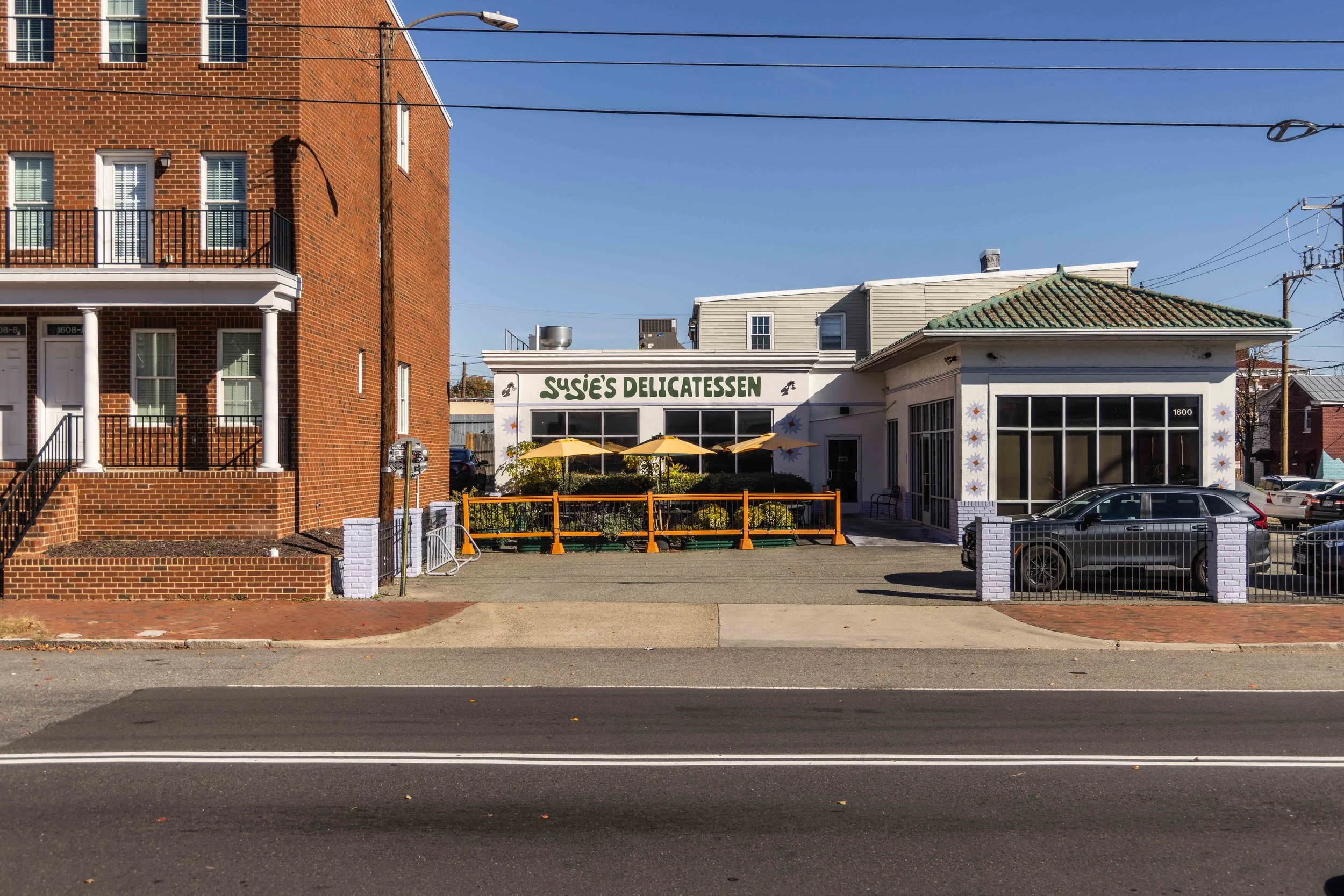 2025.11 - Susie's - Proof - Web-1920.JPG