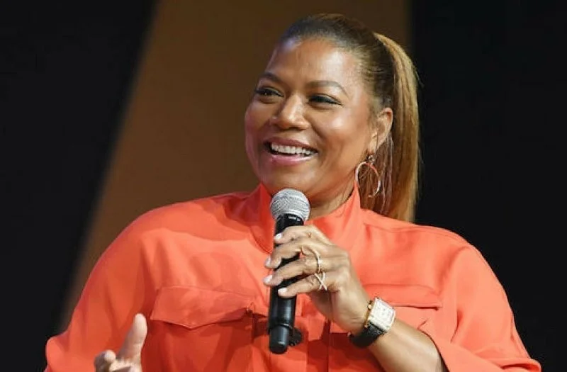 Obviously this is a picture of Queen Latifah. Funnily enough, it came up when I was searching on Google Images for a recent photo of Elissa Sloane Perry from Management Assistance Group. Elissa is one of my husband’s oldest friends, and I can’t wait until he finds out she moonlights as Queen Latifah because he really loves the Queen too. I can’t believe he never caught on that they are the same person.