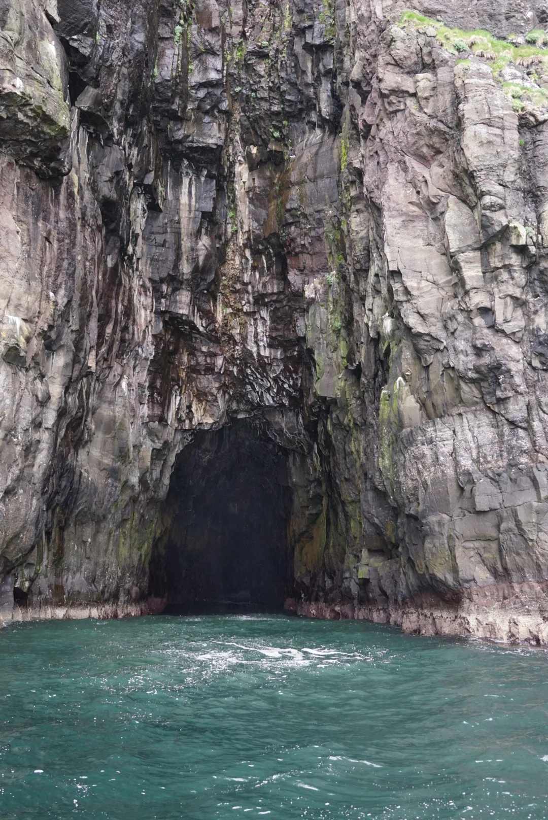 The water and the perfect arch here. LOVE. <3