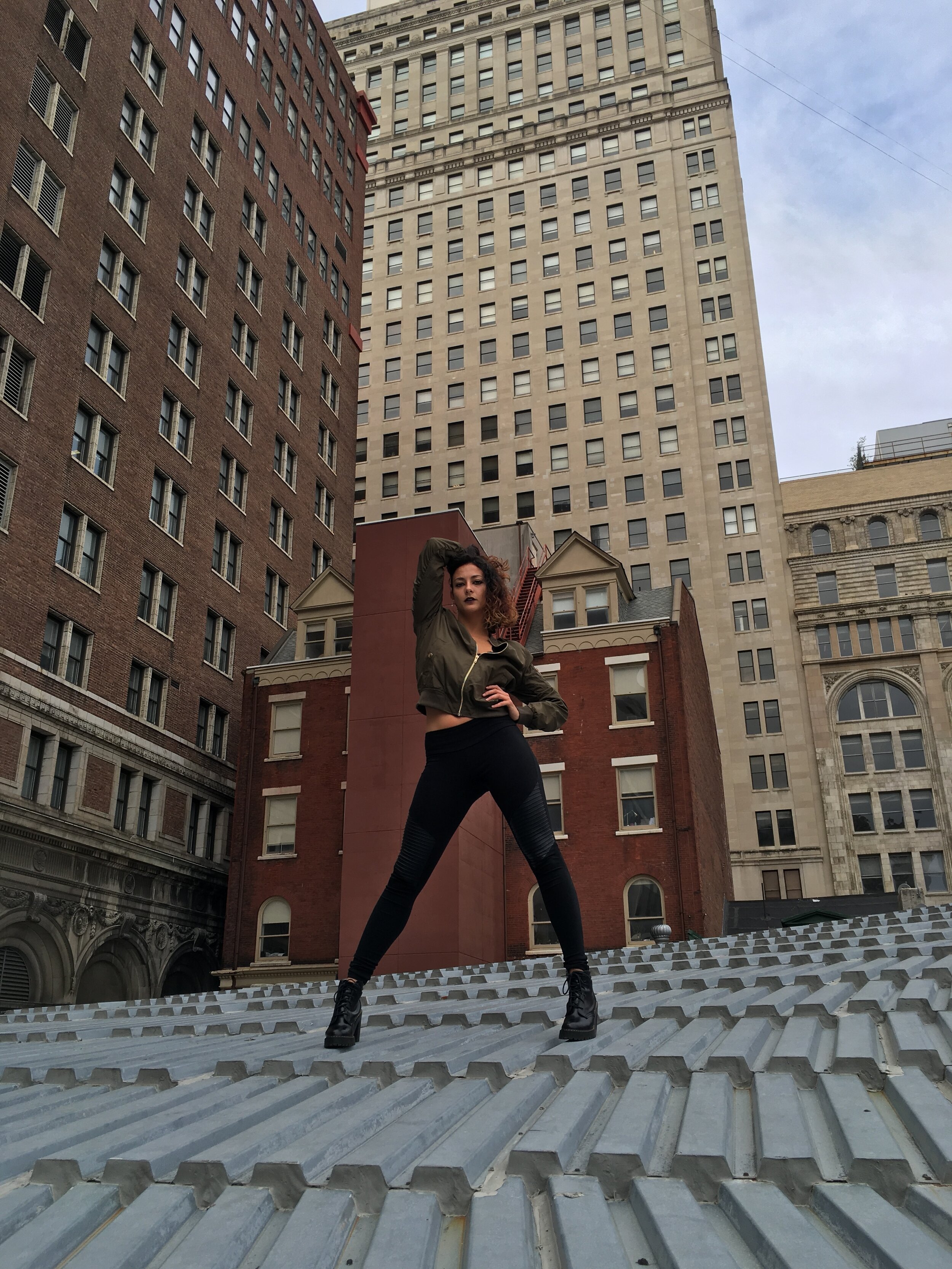 guestinstructor chelliefig.JPG