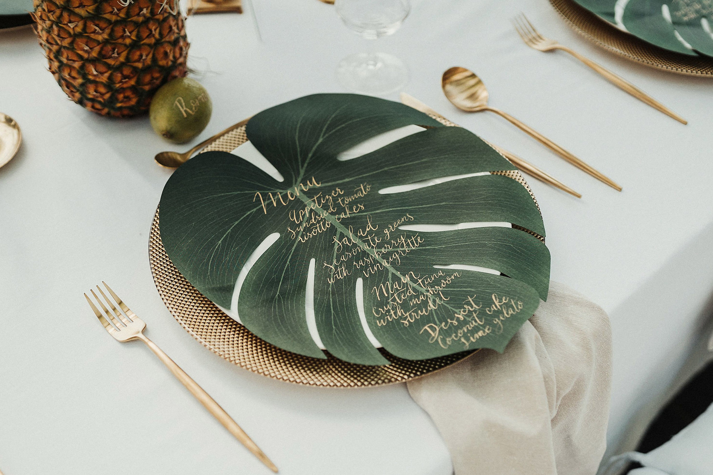 Calligraphy Leaf Menu