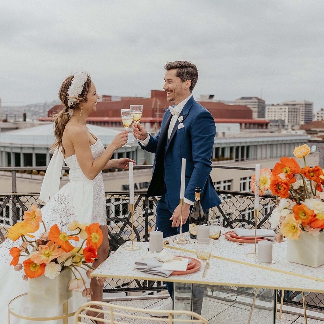 Summer vibes for a Colorful Elopement. This fantastic team put their hearts and souls into this editorial as a celebration for the upcoming wedding season. ⁠
.⁠
.⁠
.⁠
.⁠
.⁠
.⁠
.⁠
Photography / Concept: @anaketephoto⁠
Videography: @gomango.weddingfilm