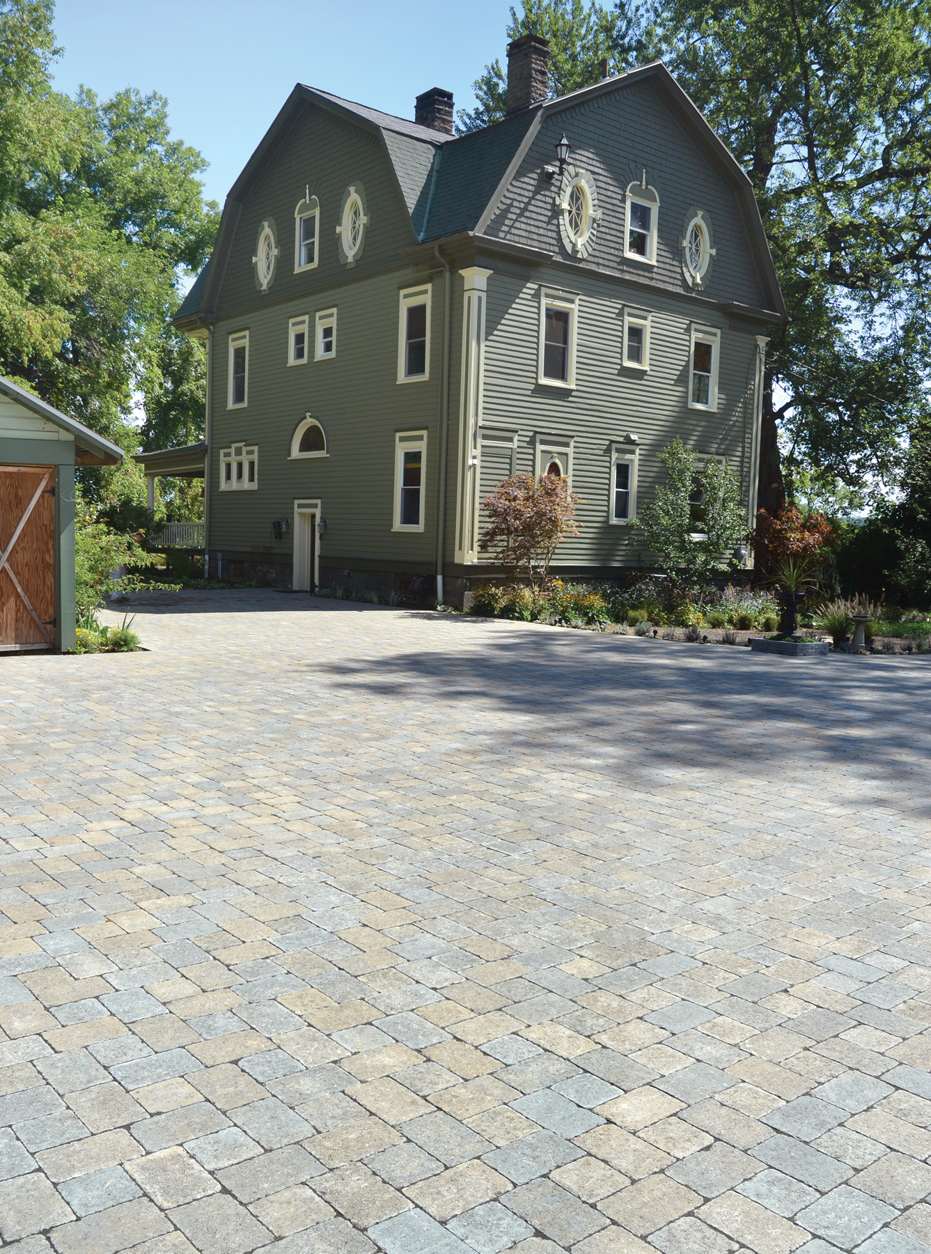 MUNICH IN HICKORY BLEND
