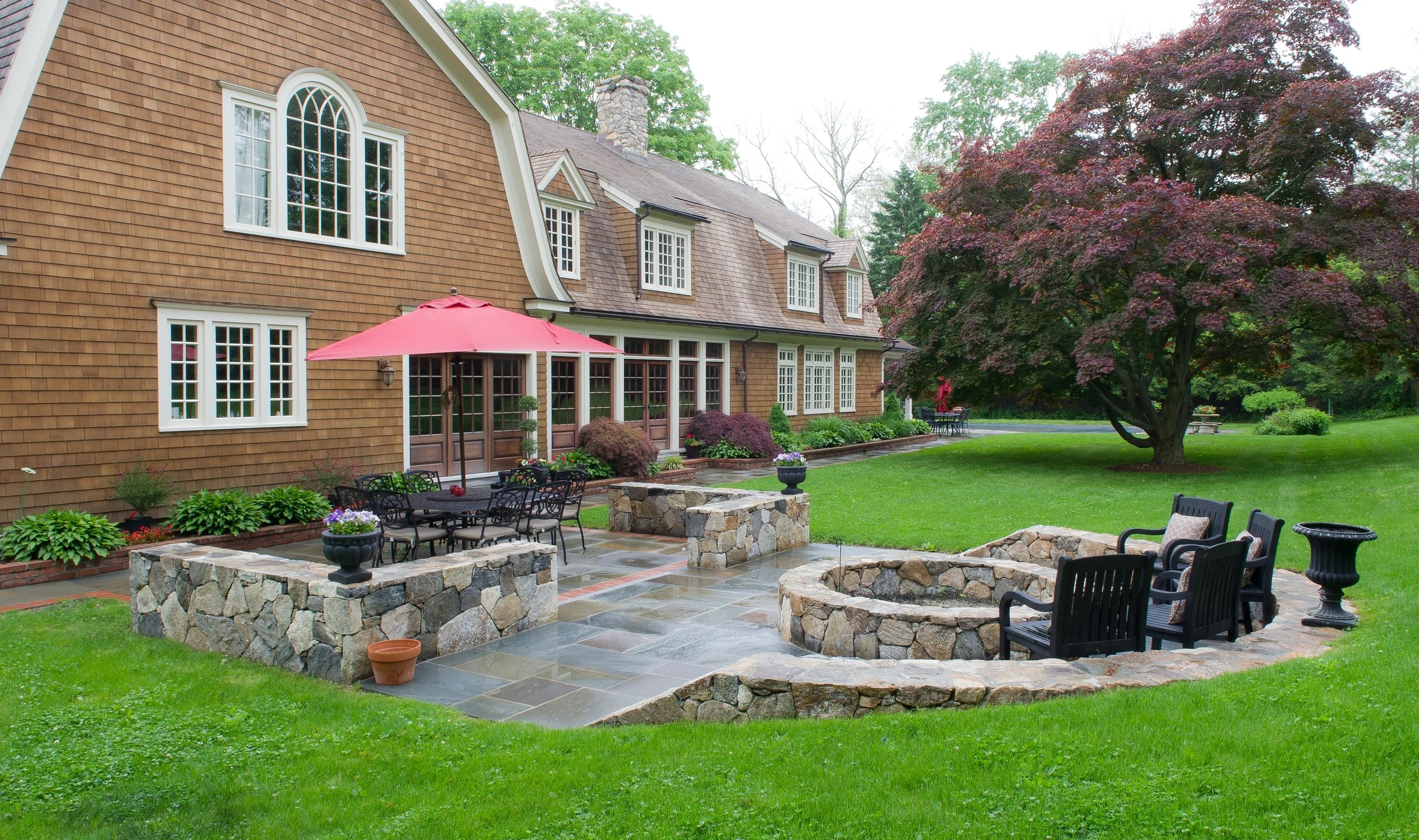MATERIALS USED: CT FIELDSTONE WALLS; NATURAL CLEFT, FULL RANGE BLUESTONE