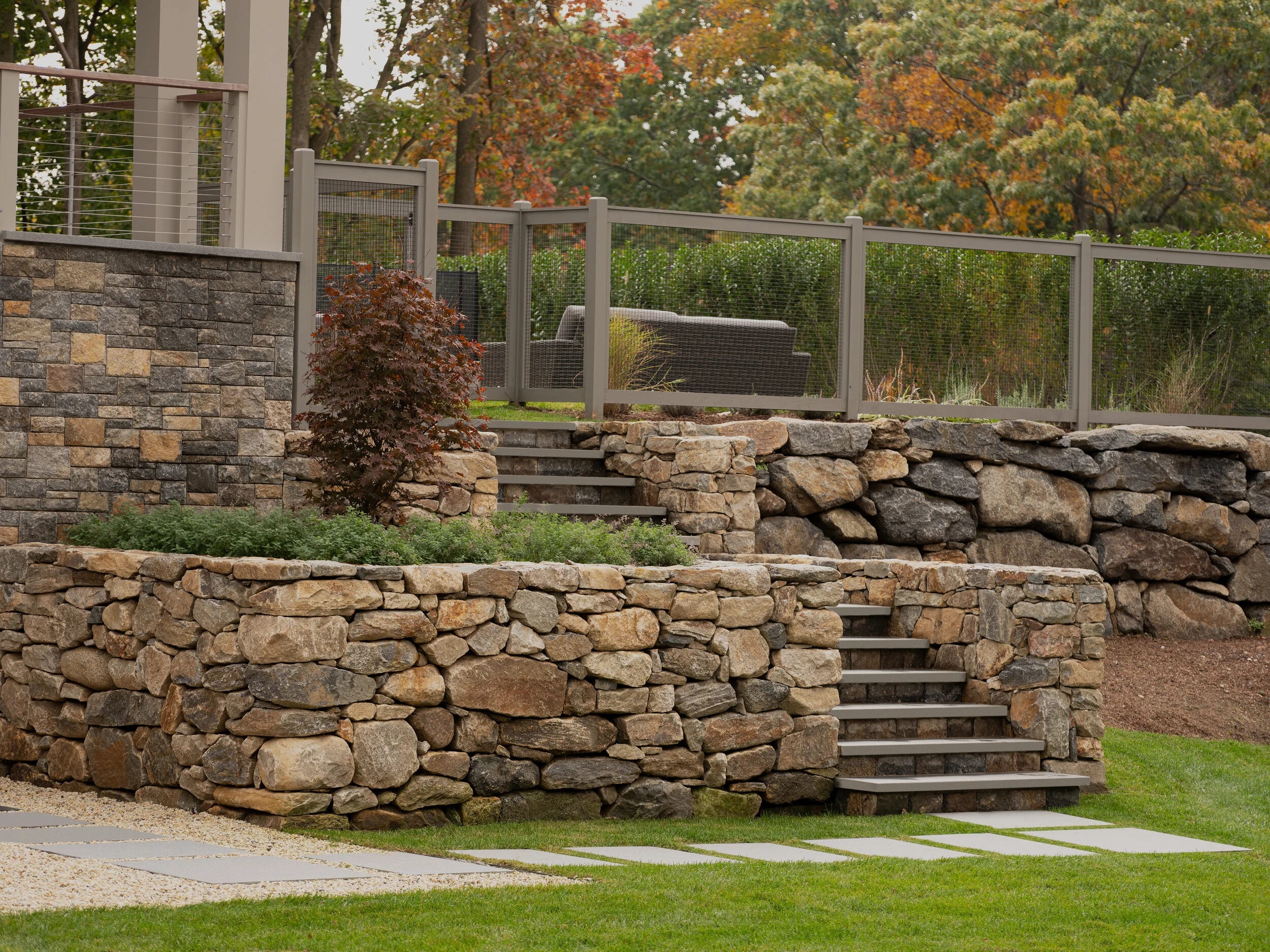 Gault_Stone_Hillcrest_Wall_Stairs_GFX27495.jpg