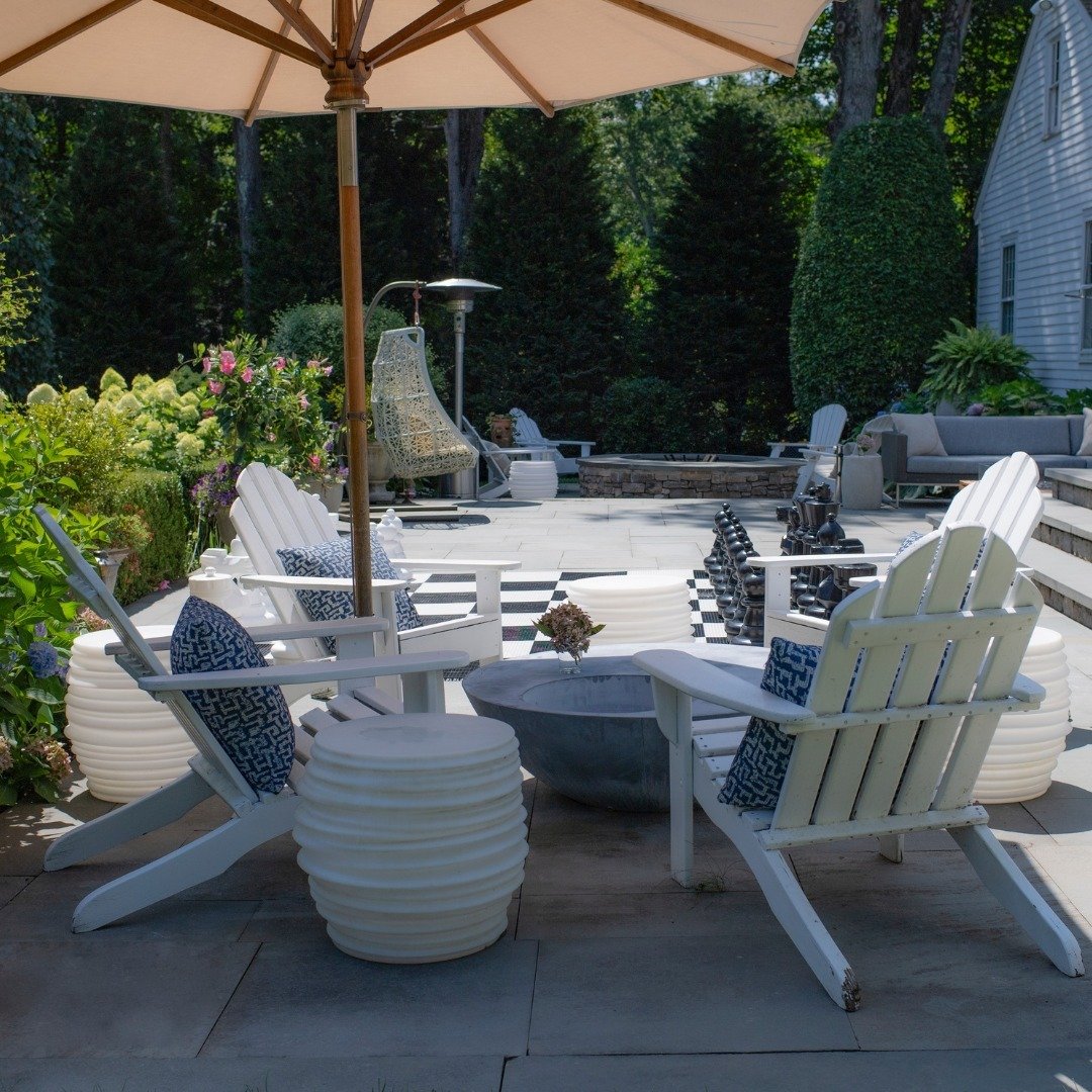 Relax beneath the cool shade, a perfect combination of comfort and style 

#outdoorliving #naturalstone #masonry #stonework #houseandhome #housedesign #homedesign #fairfieldcountydesign #designinspiration #mynewengland #homeowner #connecticut #Ctcoas
