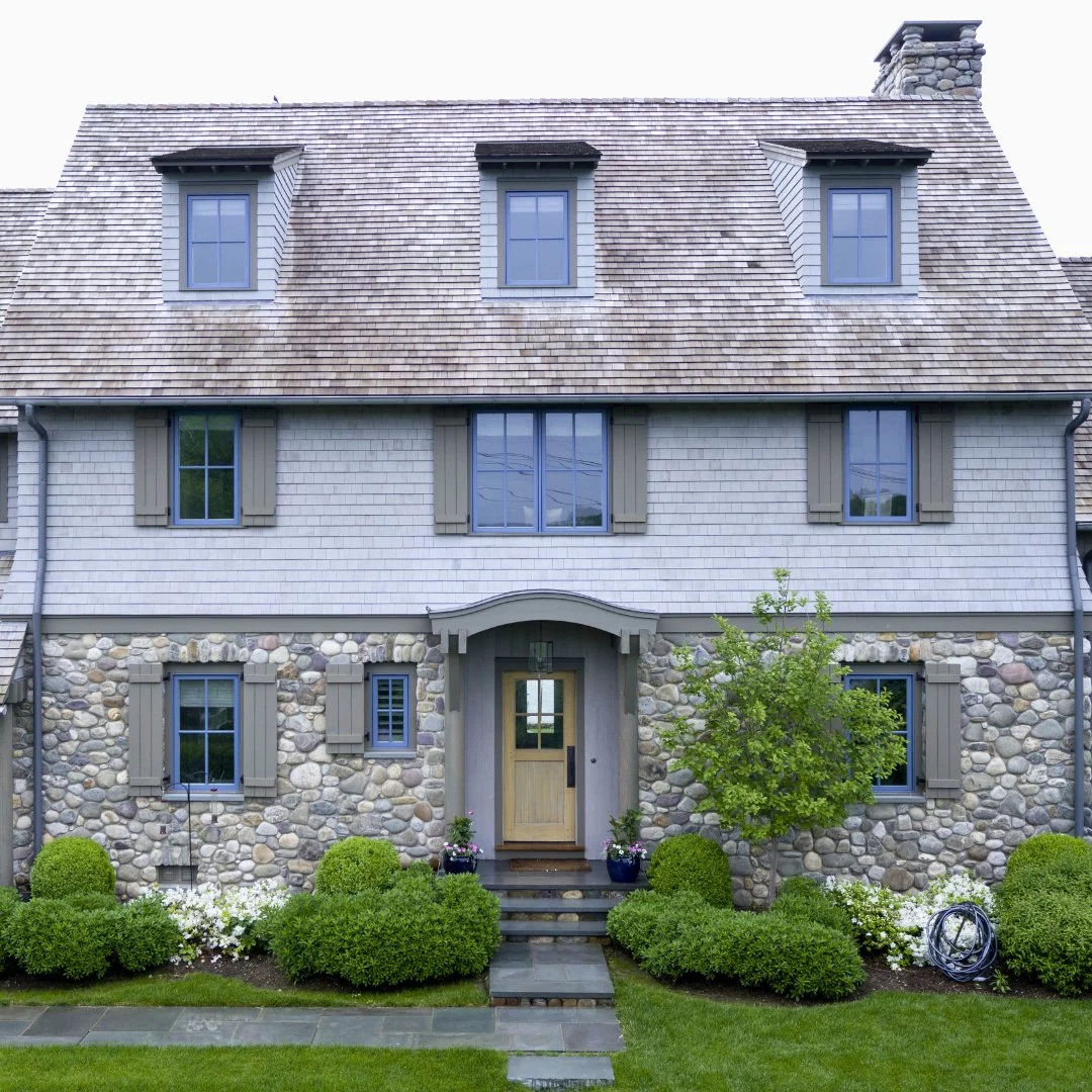 A natural foundation for a timeless look. CT Natural Rounds add texture and character to this home&rsquo;s foundation, blending seamlessly with its surroundings.