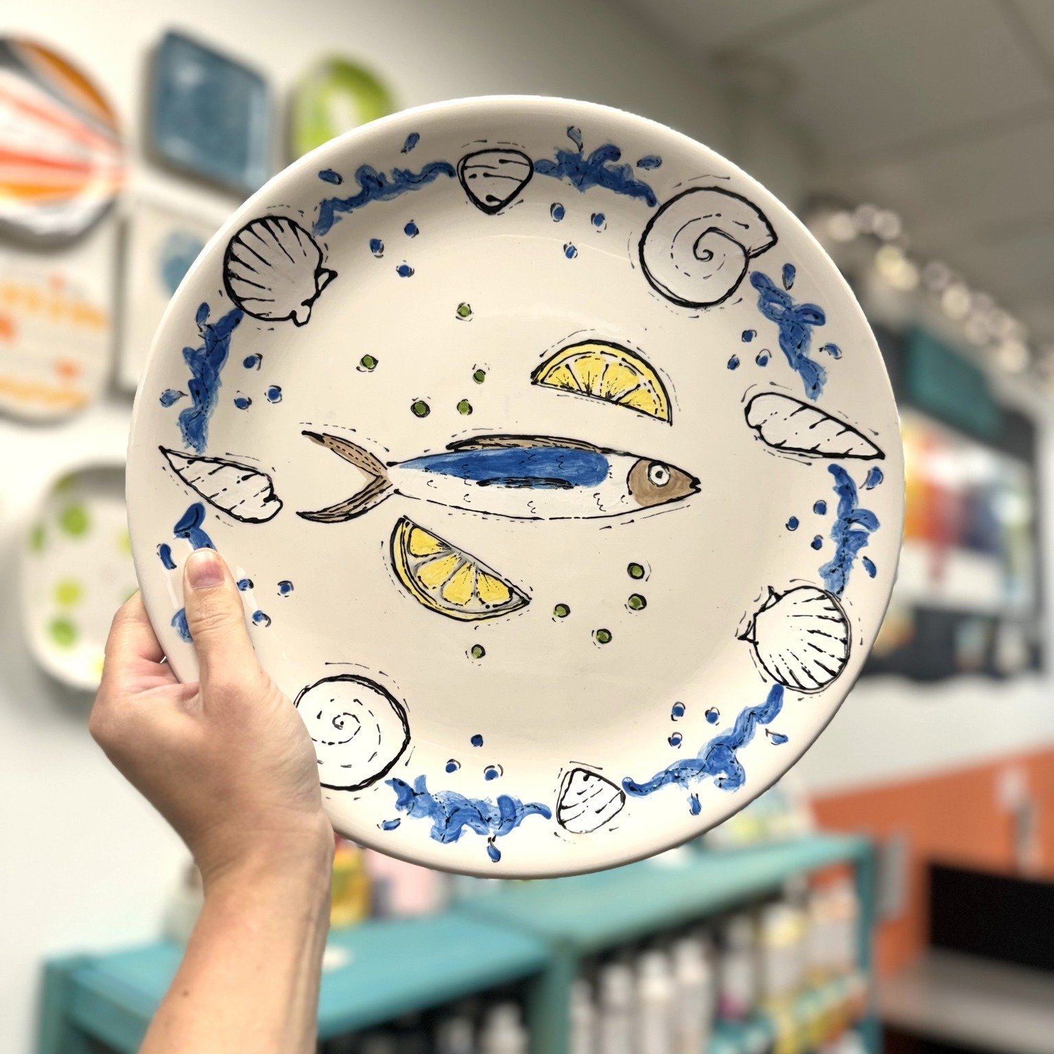 ☀️ We're open six days a week for the summer!

🎨 visit Tue 10-5 + Wed-Fri 10-8 + Sat-Sun 10-5
.
.
.
#themudroomgr #potterypainting #ceramics #summerbreak #grandrapidsmi #creativefun #paintpottery #rainydayactivities