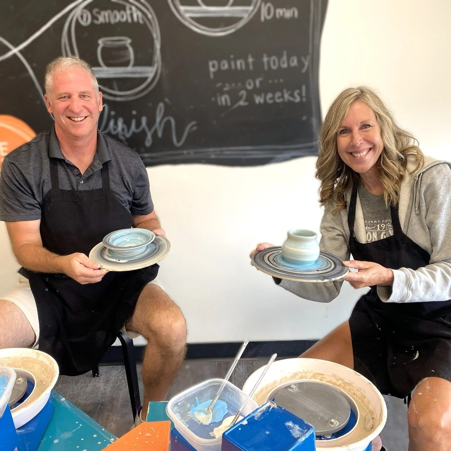 🧡Our pottery classes are open to all skill levels, come get creative with us! Our instructors will guide you every step of the way.
• Private & Semi-private Appointments (ages 7-adult)
• 3-Week Beginners' Course (ages 16+): Jan 8 + 15