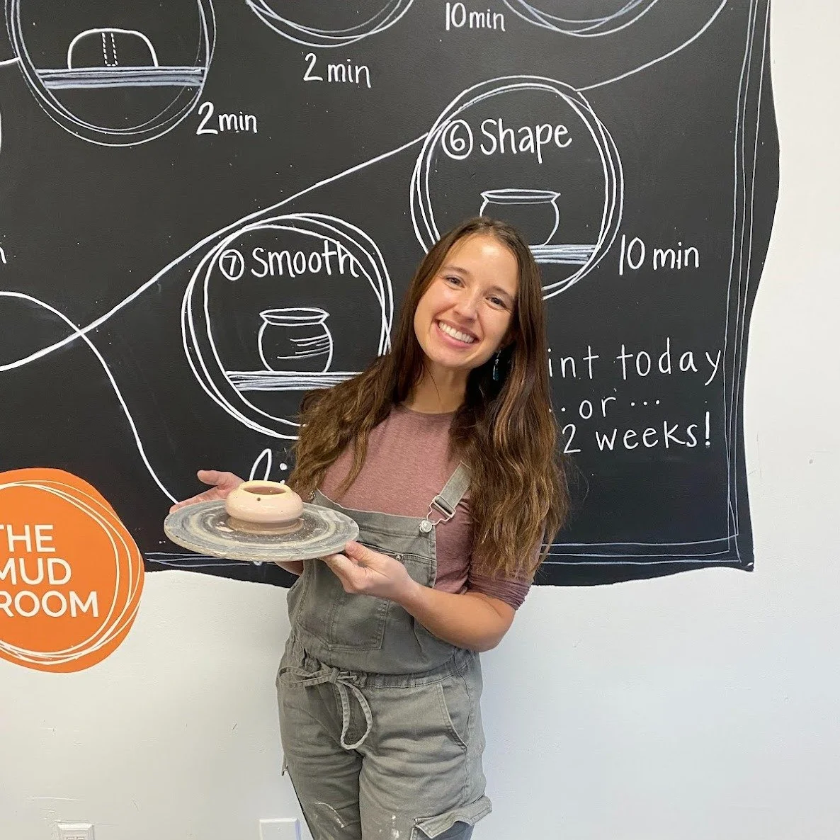 2 spots opened up for our community class for this Thursday at 6:30pm! The only requirement is the willingness to get a little messy😊

🎨Ages 16+
👉Sign up at the link in our bio
.
.
.
#themudroomgr #potteryclass #LearnPottery #CreateWithClay #Potte