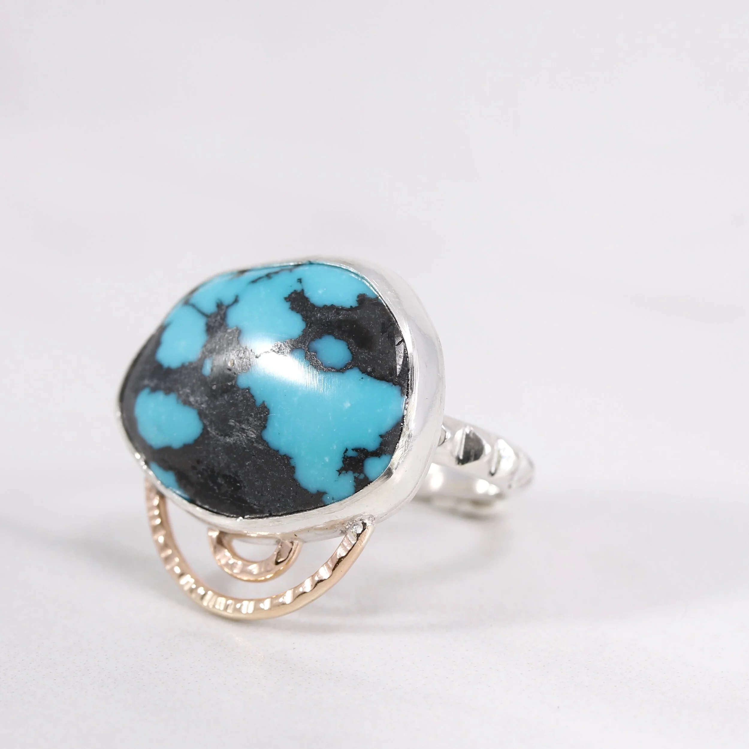 D06D63D6-1B71-45C0-9957-5D302965519F