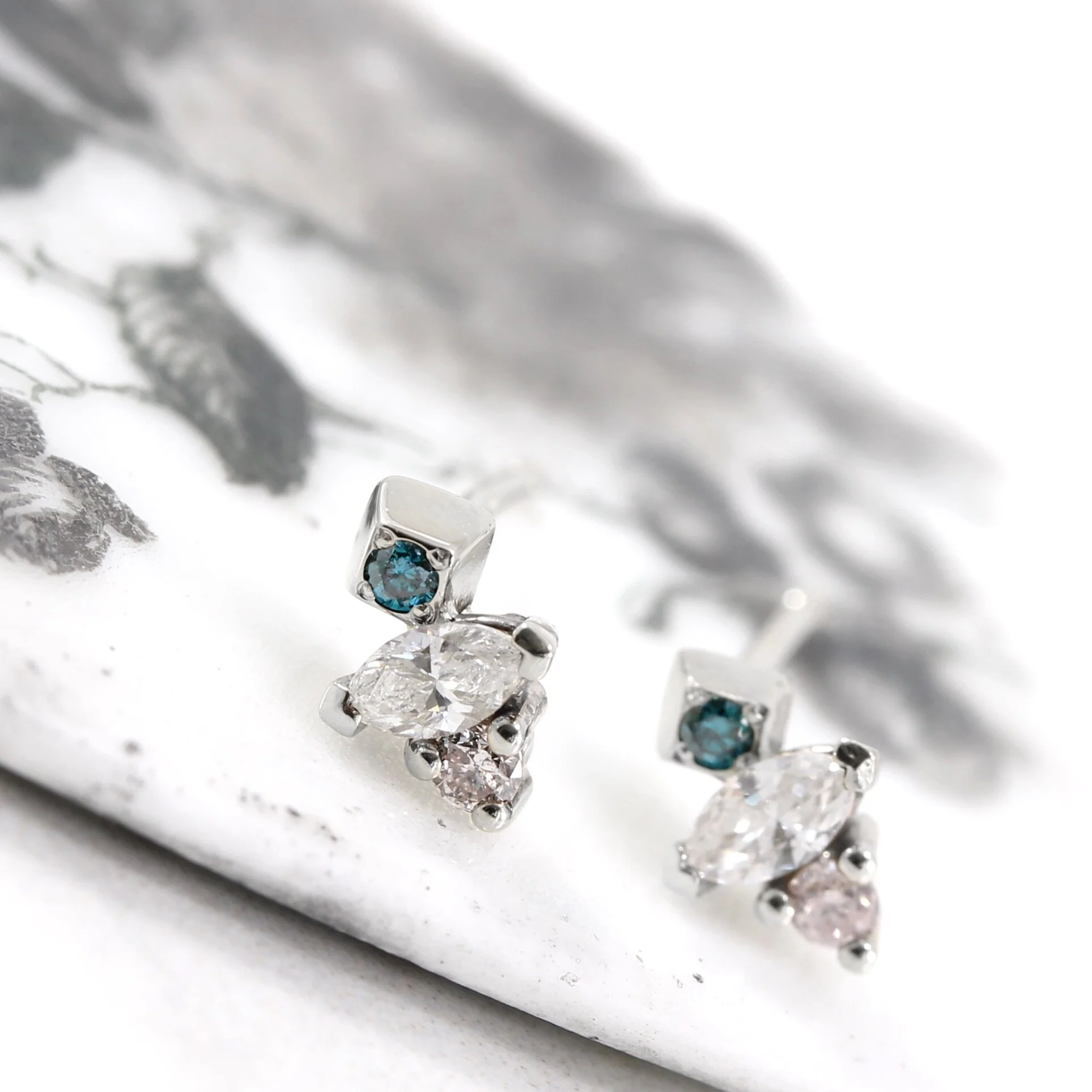 0F767F6B-2C95-418C-97A3-98736AD49540