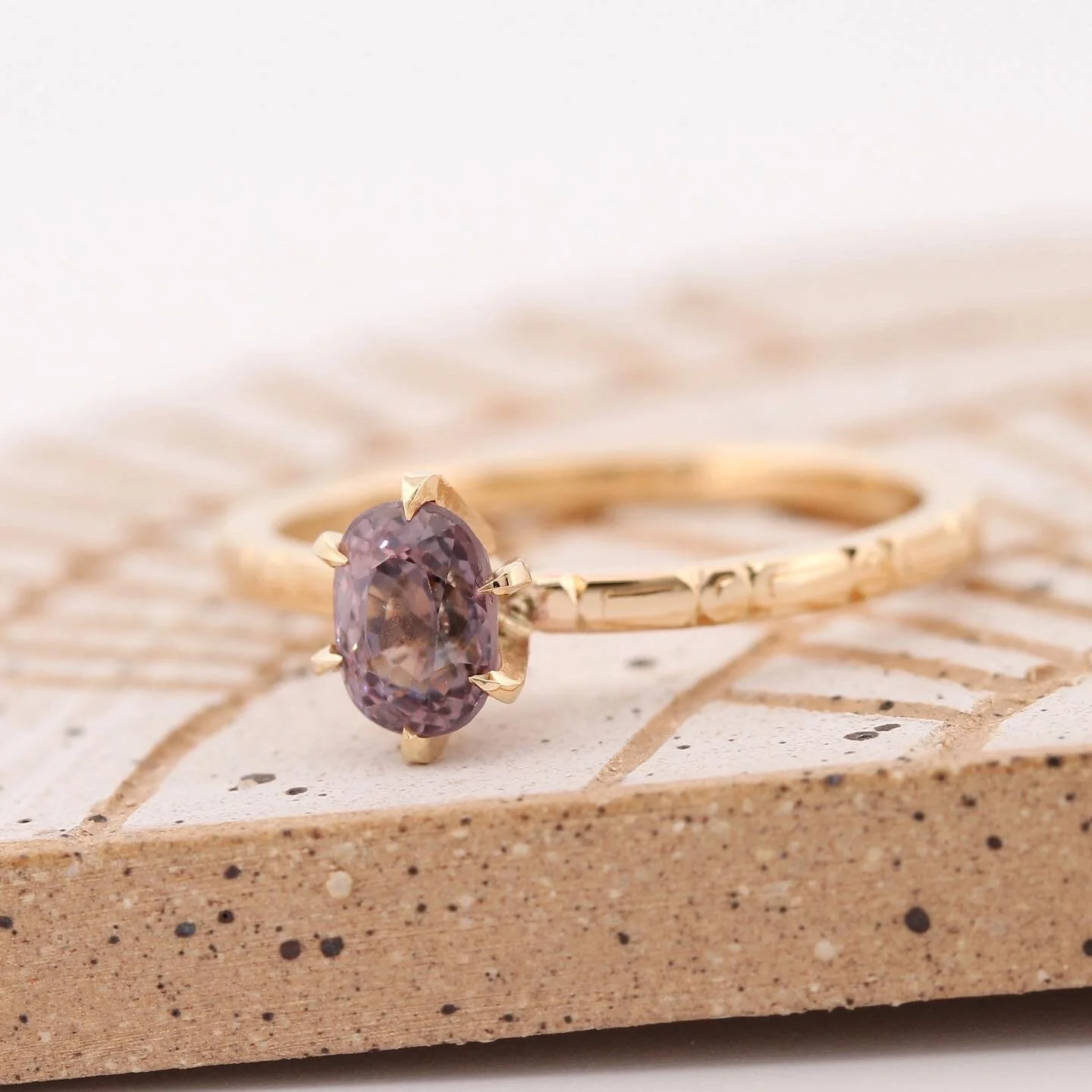 D45A5D0E-D3DD-4587-AAF3-C1938FB6F68D