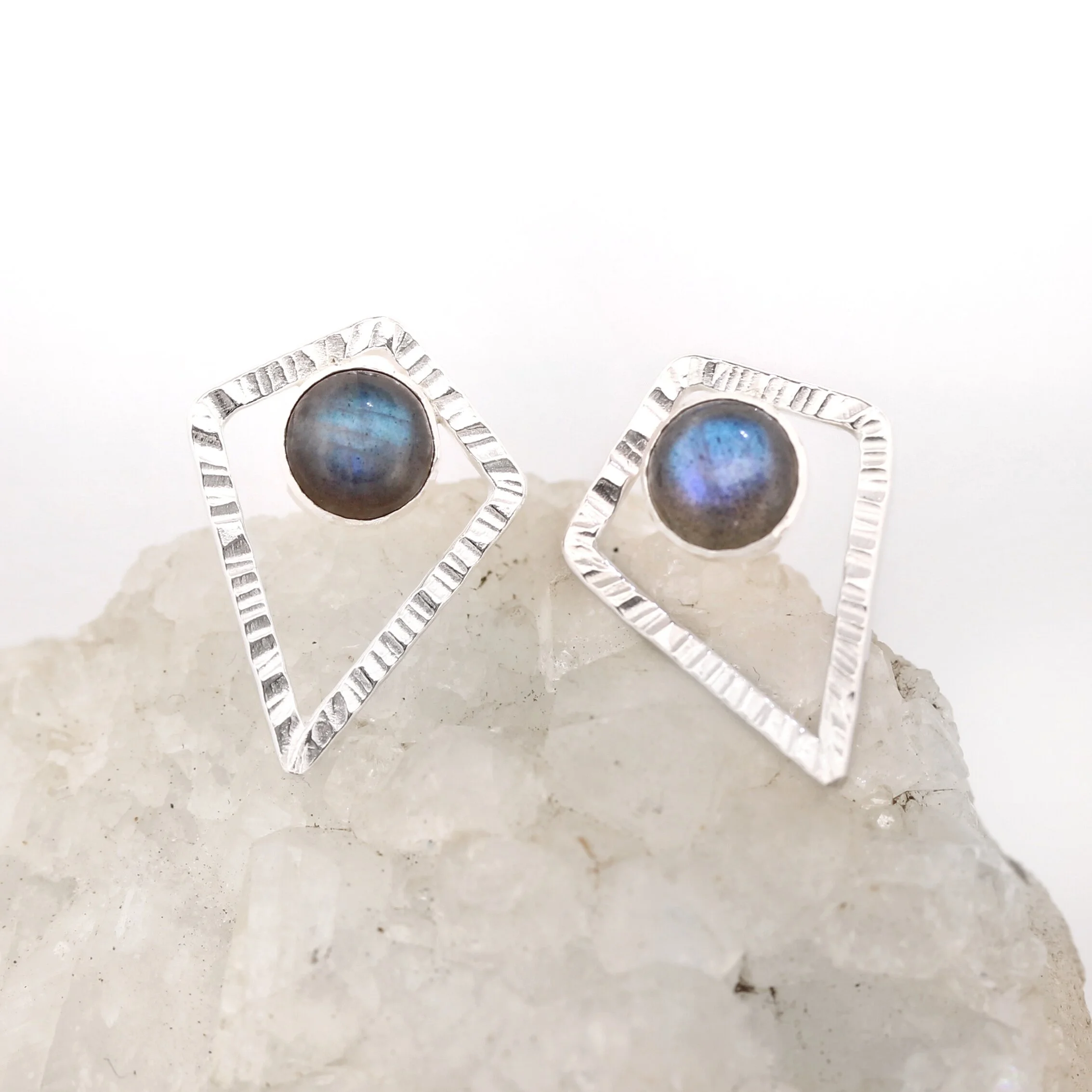 6E155BC5-9620-4495-943E-739B5318C0D4