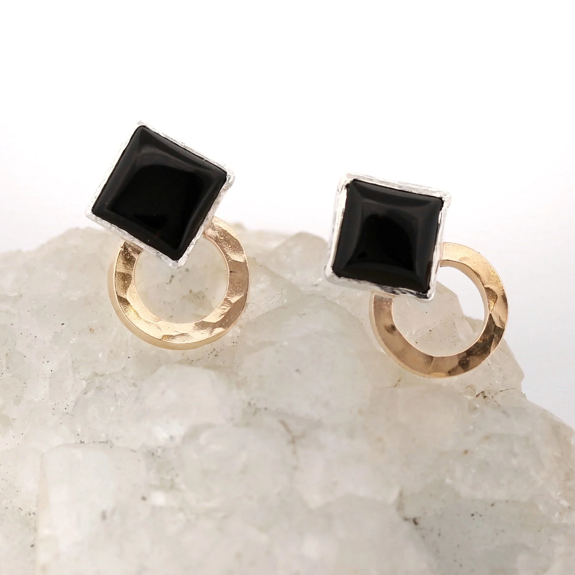 B4EF7ABF-2D03-42E2-8C3D-2CE5F5C2B0DE