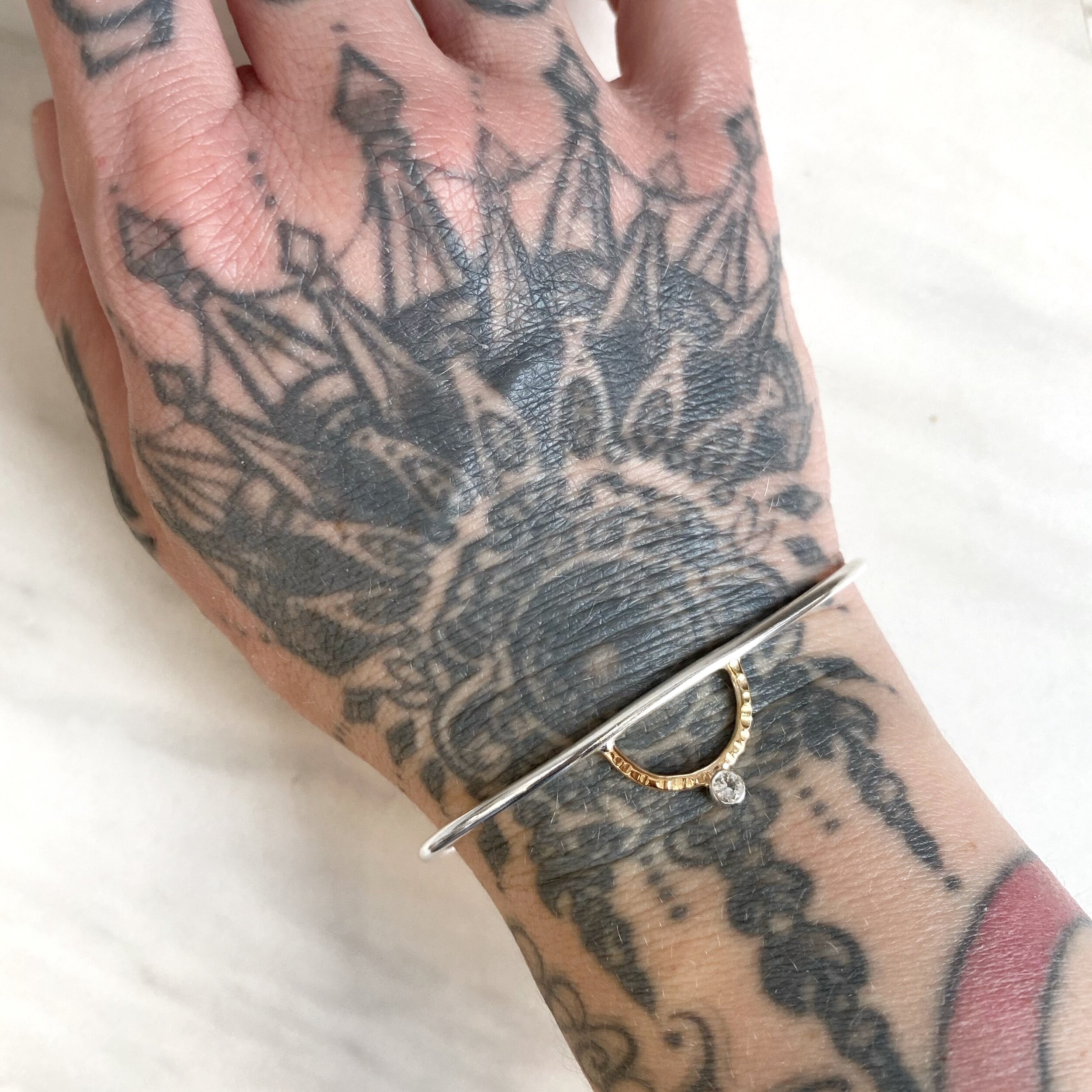 10AD10DD-5BA5-4DDA-A61B-7238DCC584E6