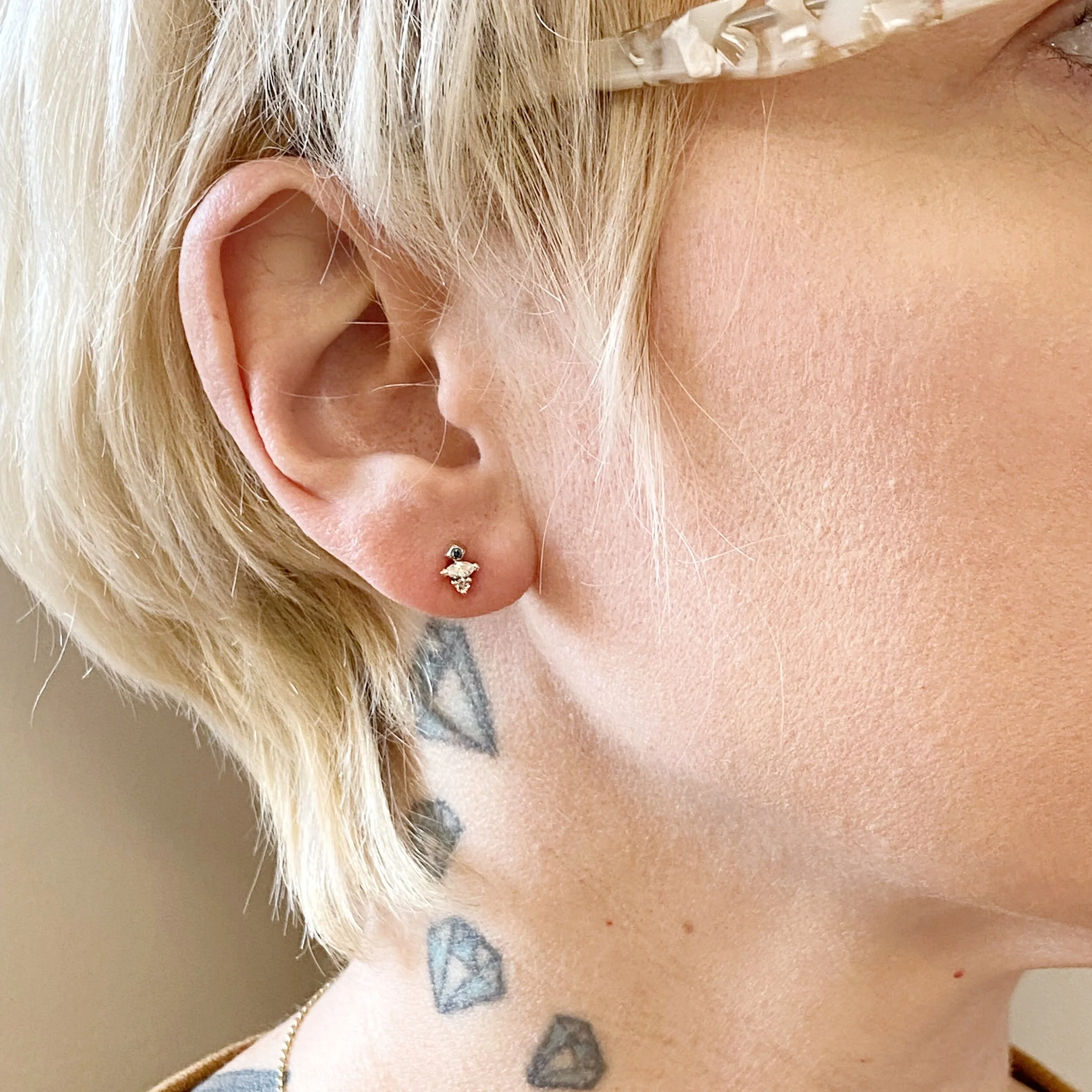 4FF0D70A-1B71-42C2-A1AC-48C7703DF126