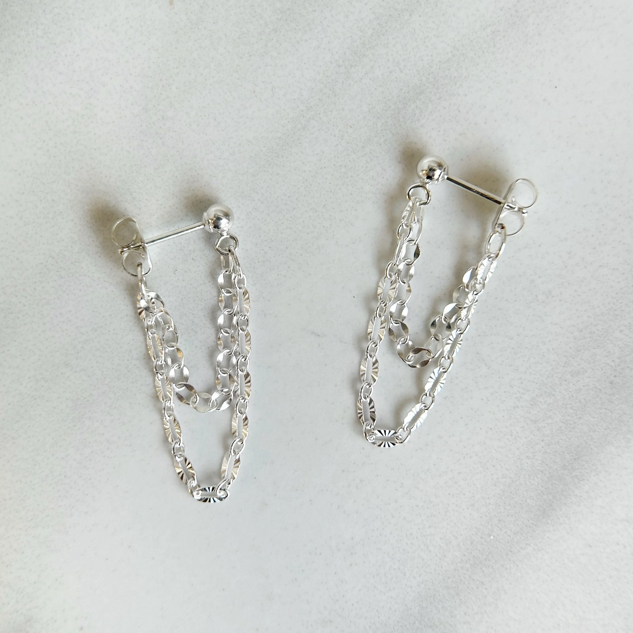 81031FBC-57DA-4491-A0F6-01B34E3FF79F