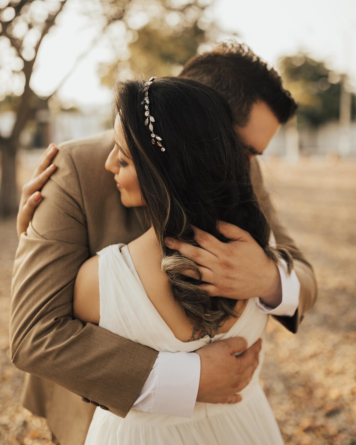 FEEL✨⁣
⁣
A&amp;J❤️⁣
⁣
⁣
⁣
⁣
#ecuadorweddingphotographer #cartagenaweddingphotographer #miamiweddingphotographer #italyweddingphotographer #santoriniweddingphotographer #cancunweddingphotographer #californiaweddingphotographer #ibizaweddingphotographe