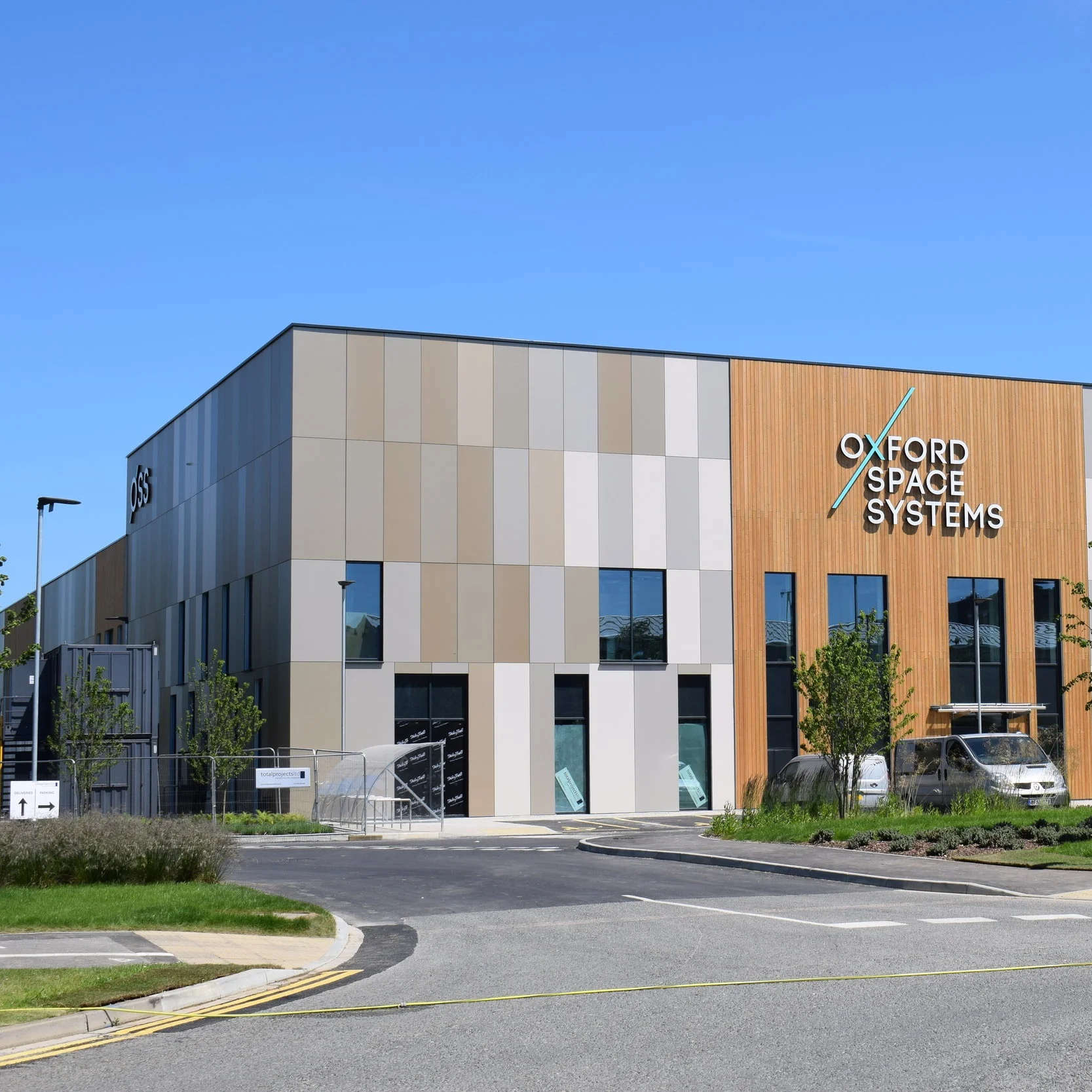 OSS+building+in+Harwell%2C+UK.jpg