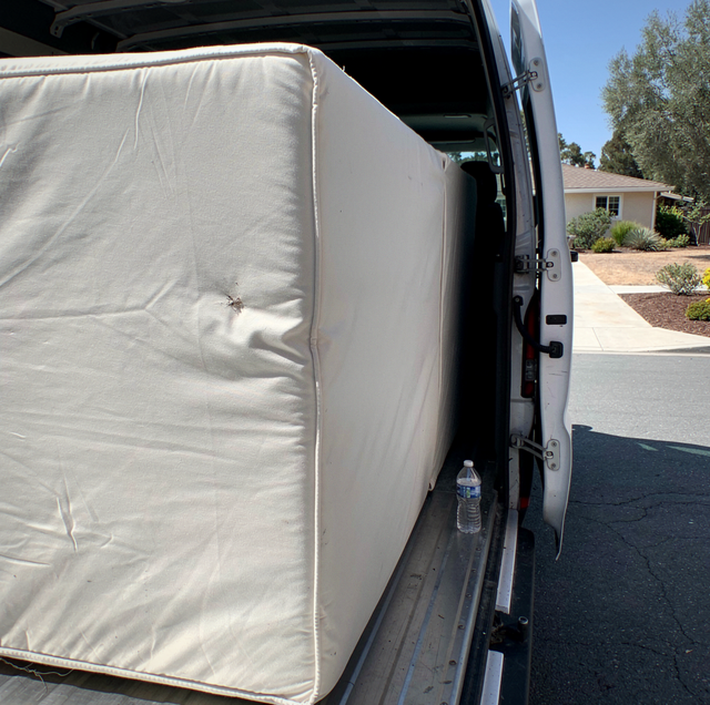 How to Protect Heat-Sensitive Furniture So It Arrives Undamaged