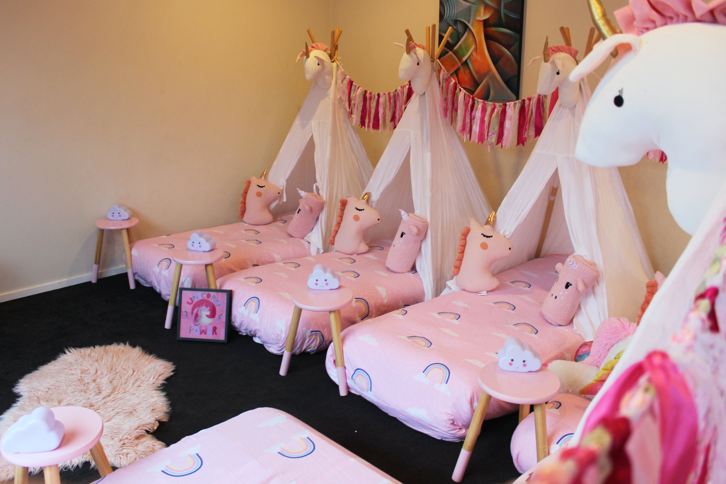 unicorn-sleepover