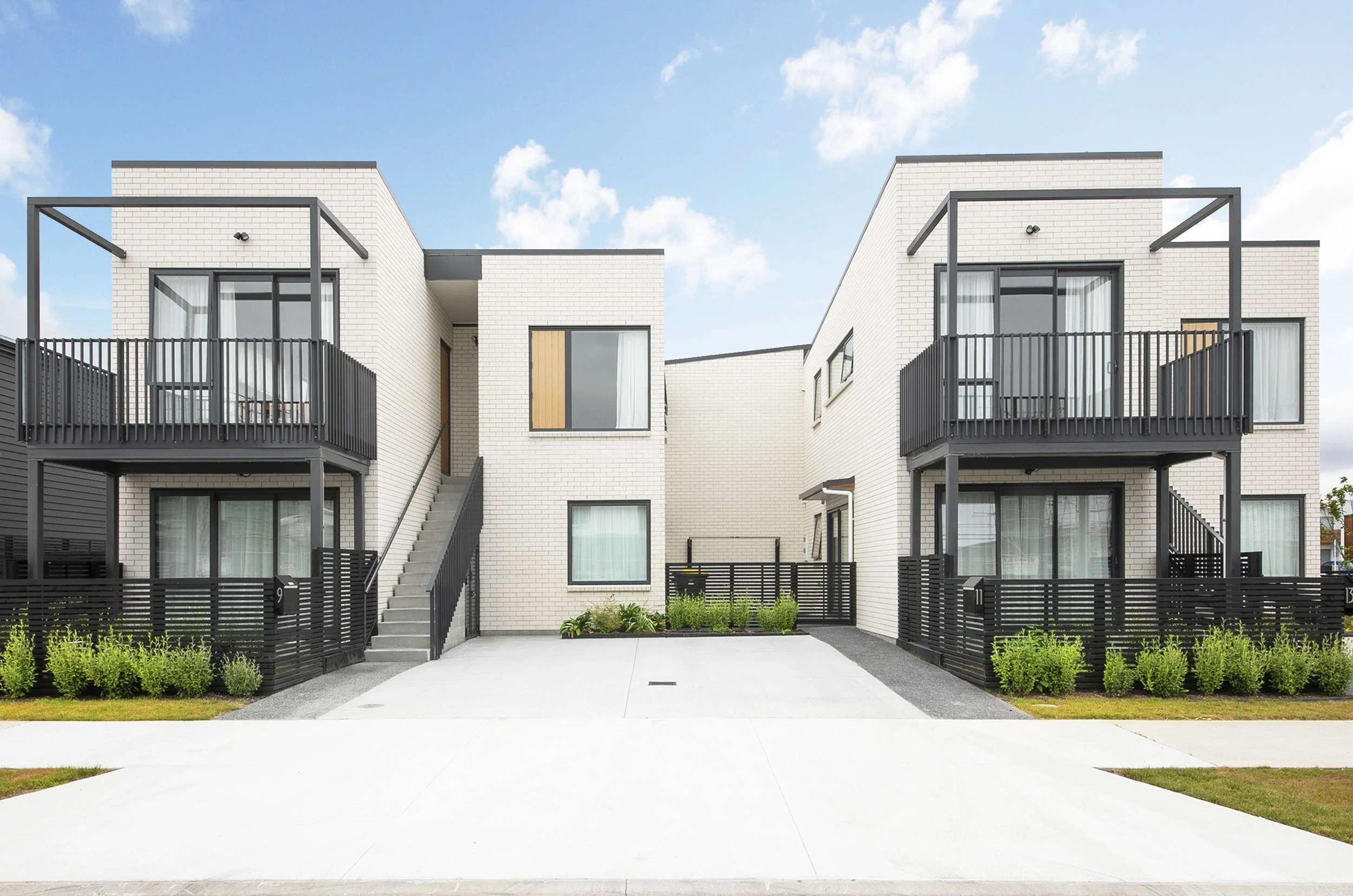 cort 07 (web crop).jpg