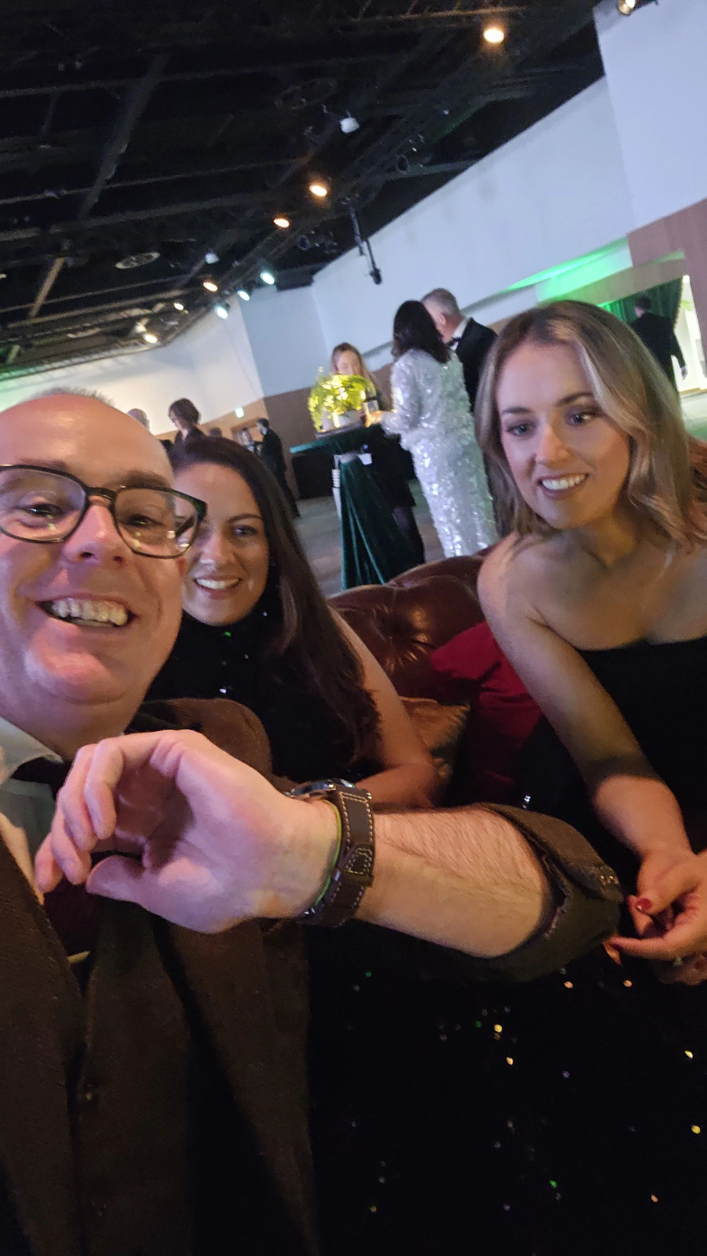 Close-up mind reading and magic entertaining guests at Nomadic Watches' black-tie launch event in Belfast.